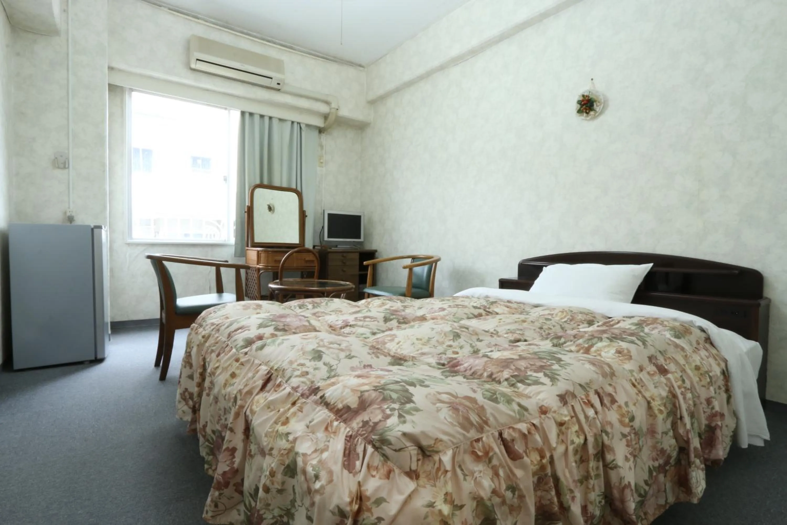 Photo of the whole room, Bed in Sun Flower City Hotel