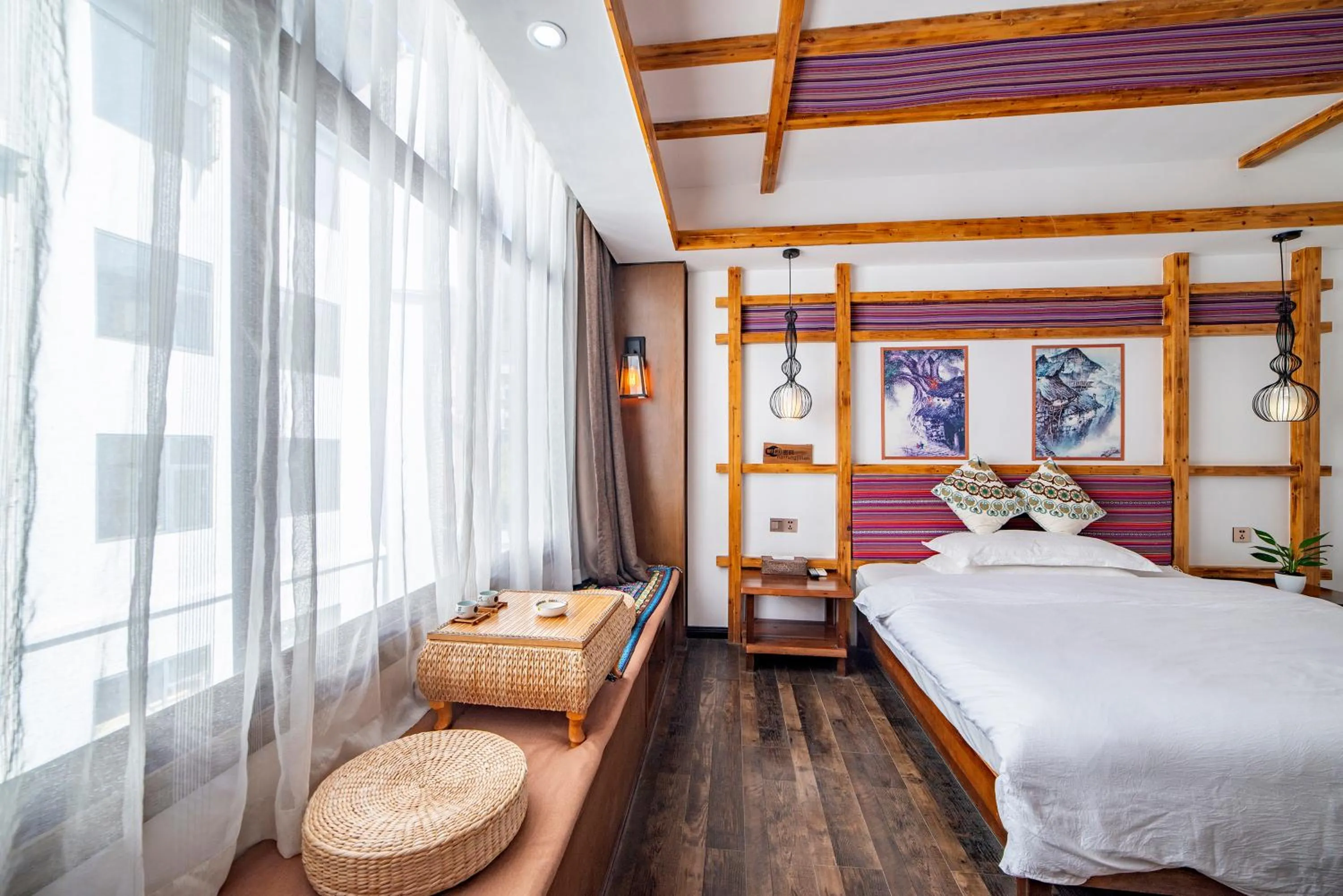 Photo of the whole room, Bed in Zhangjiajie Nanfang Yinan Hotel