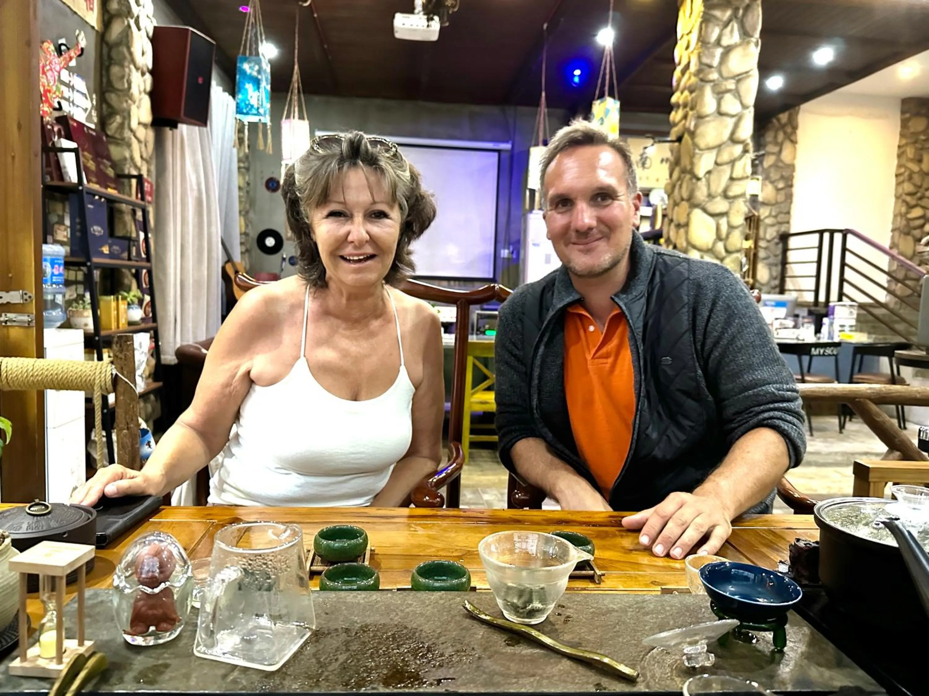 People in Zhangjiajie Nanfang Yinan Hotel