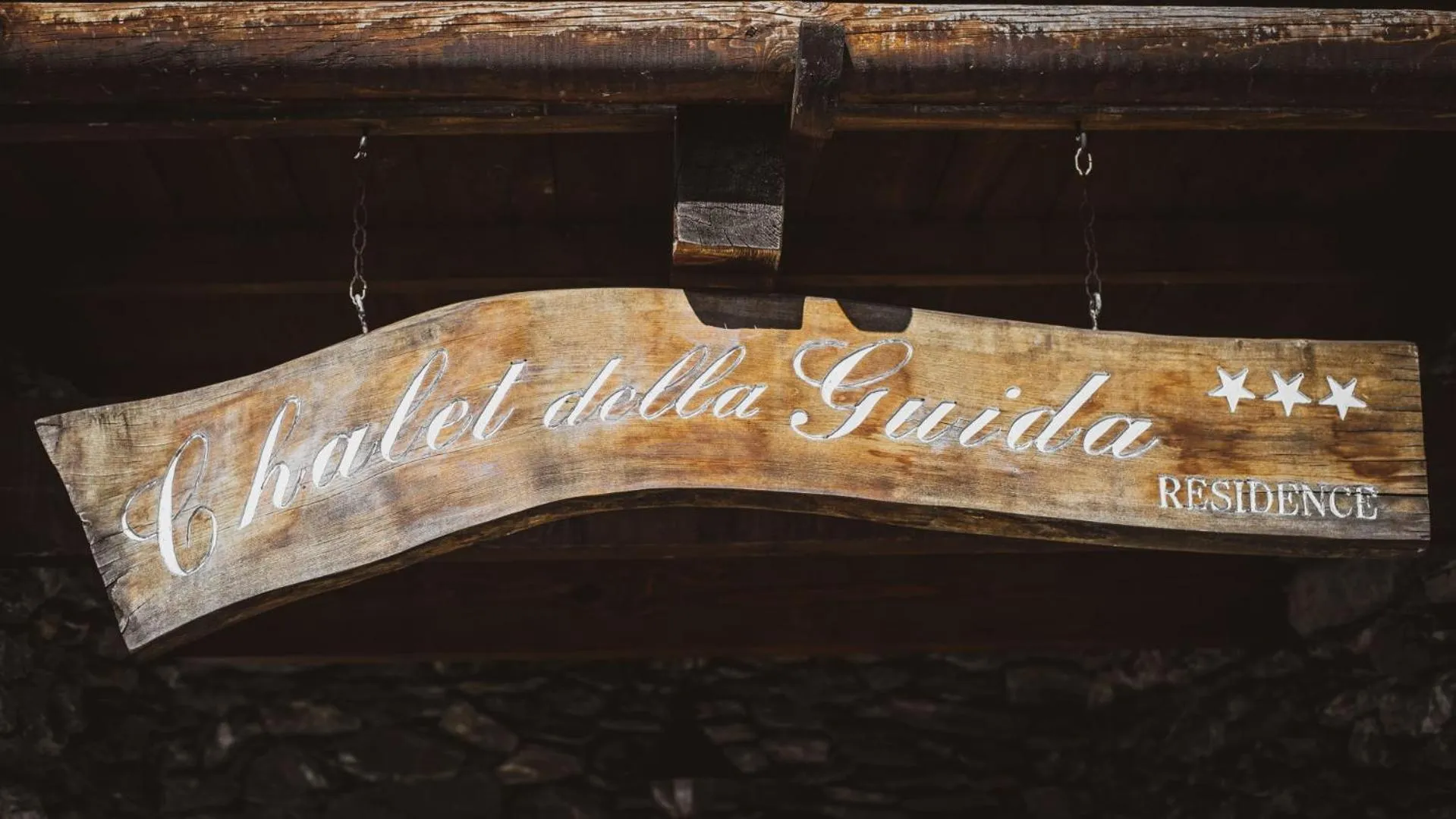 Decorative detail in Chalet Della Guida