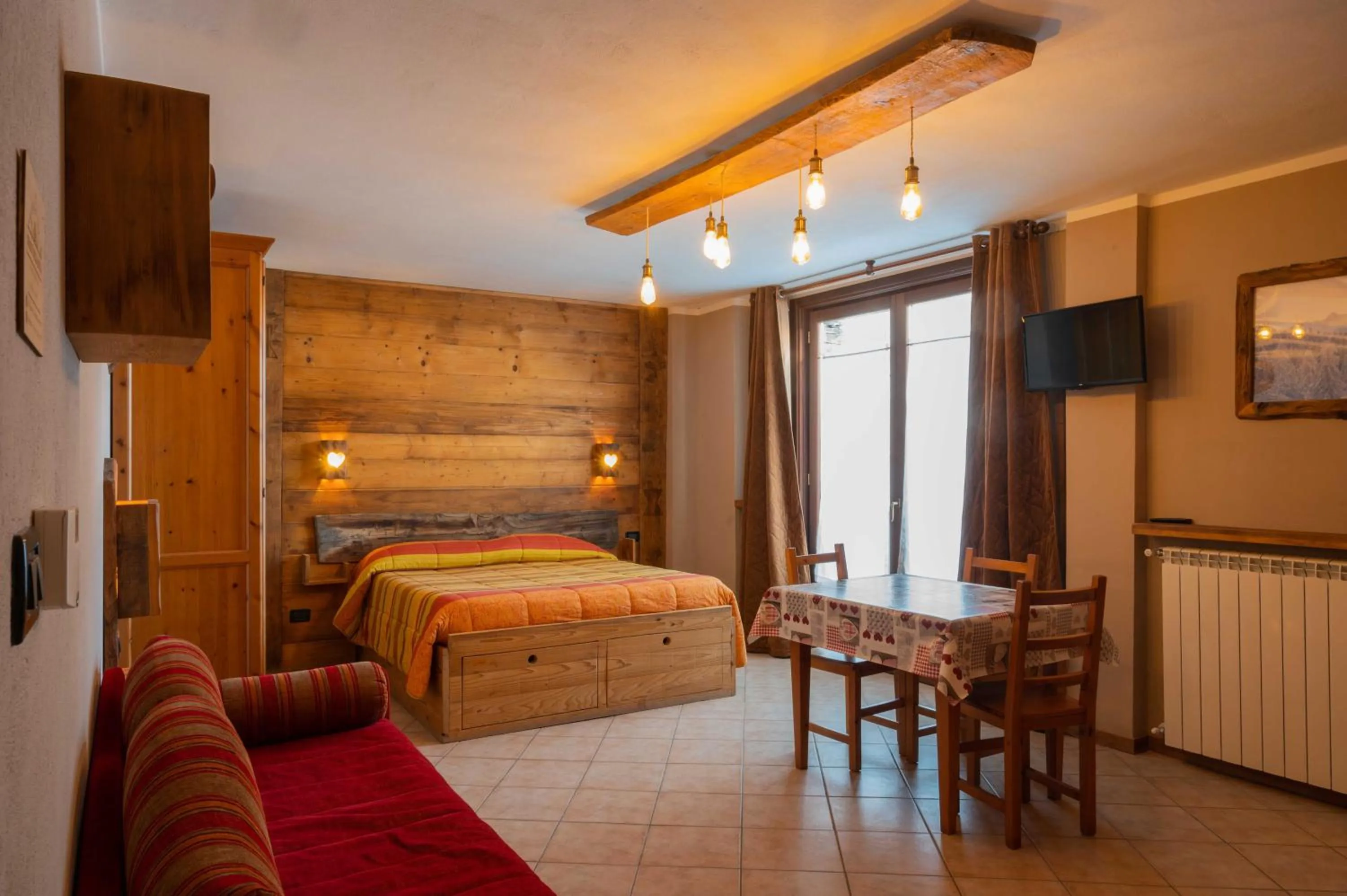 Bed in Chalet Della Guida
