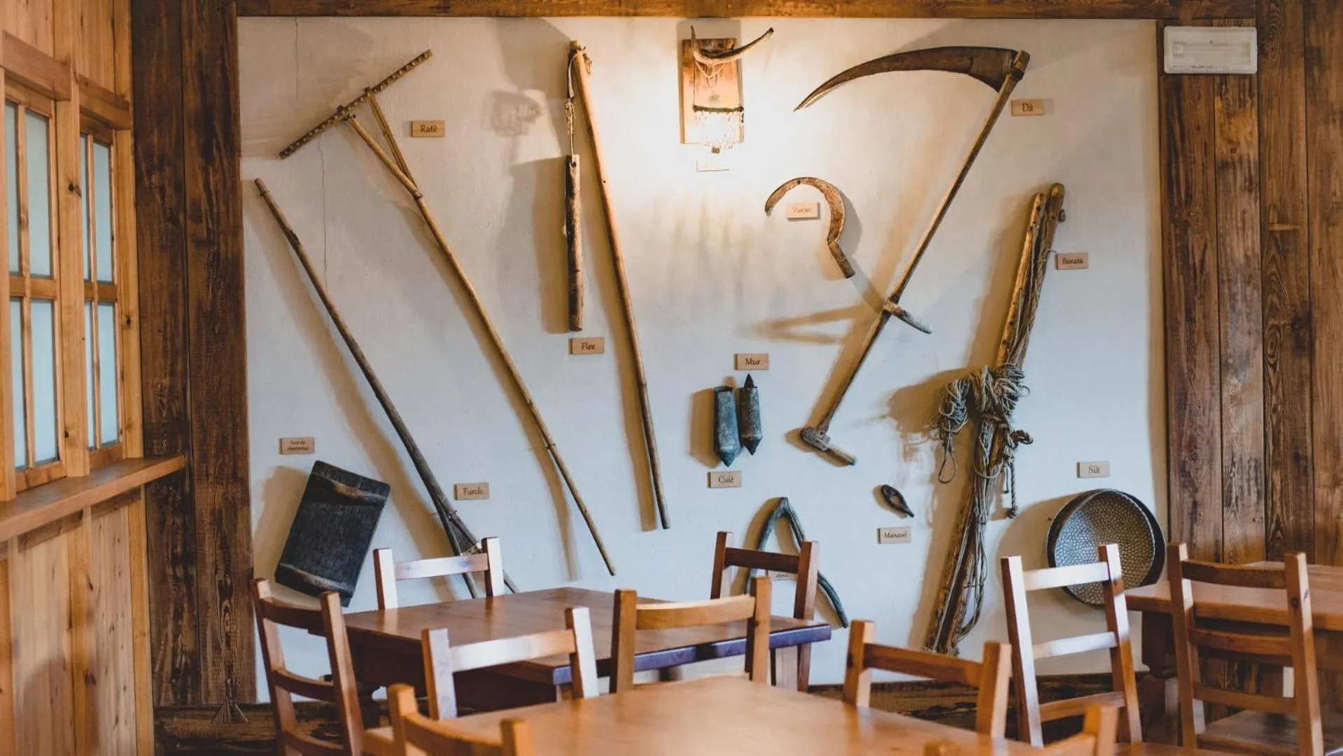 Communal lounge/ TV room in Chalet Della Guida
