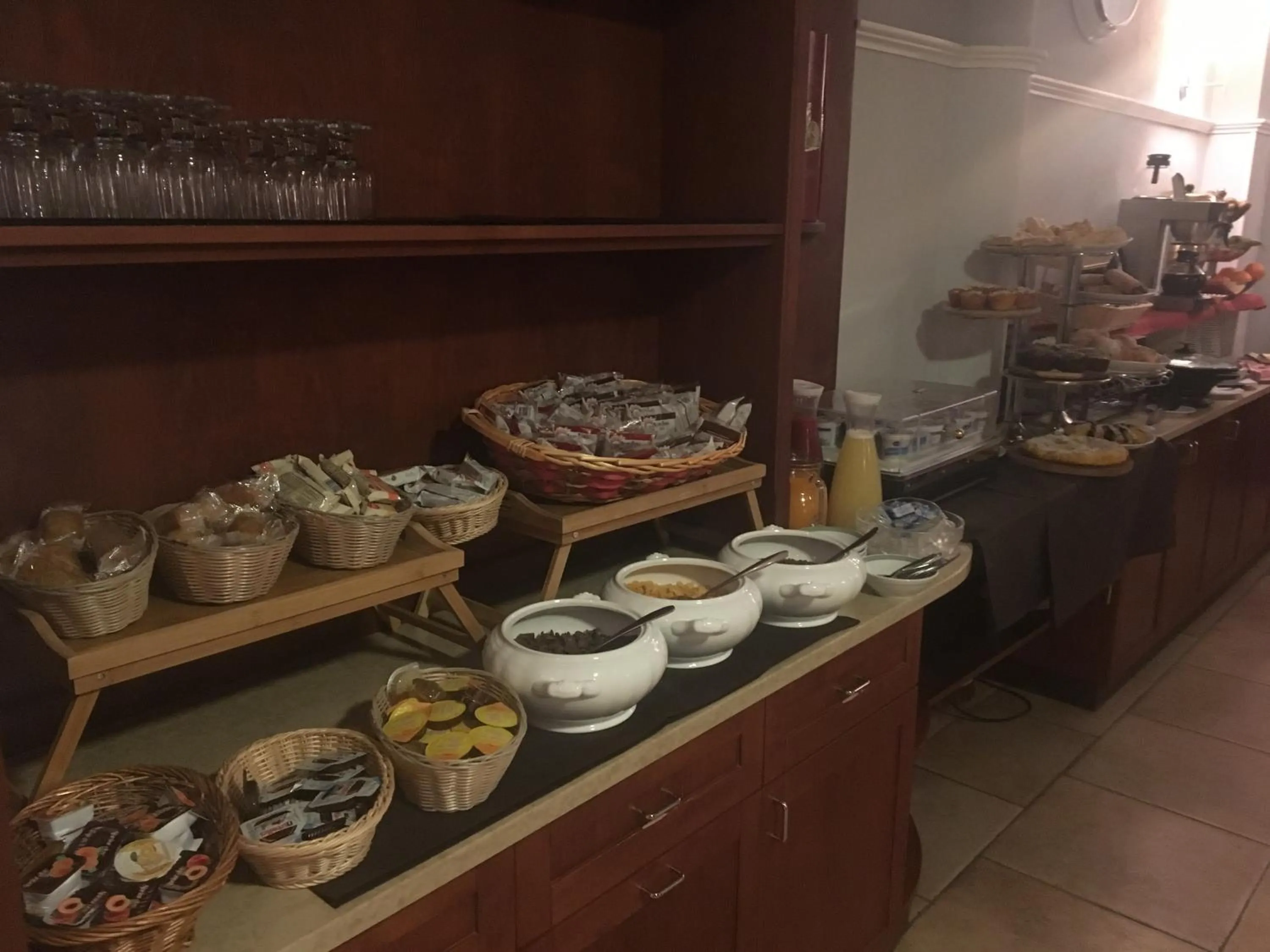 Breakfast in Hotel Clari