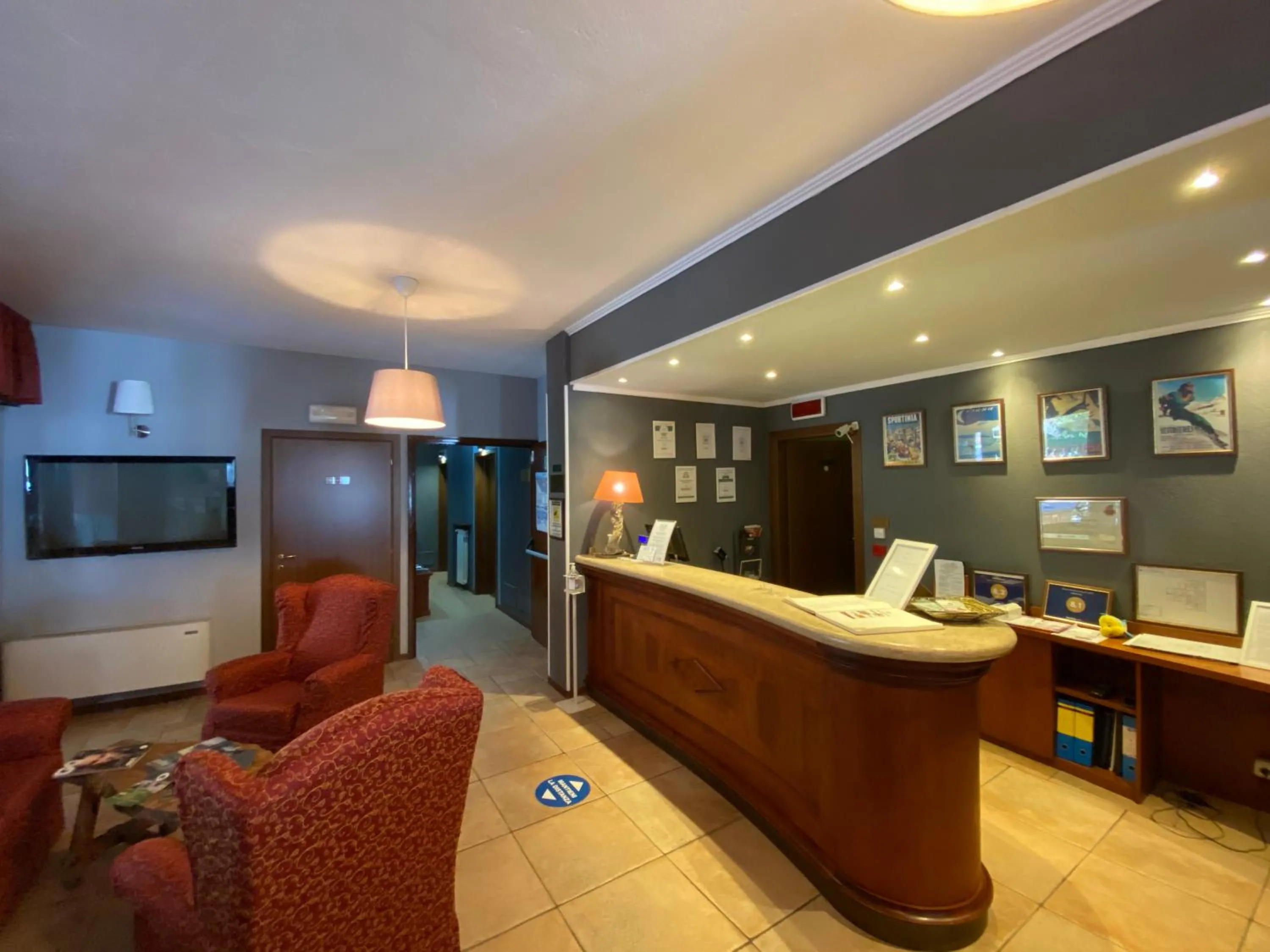 Lobby or reception in Hotel Clari