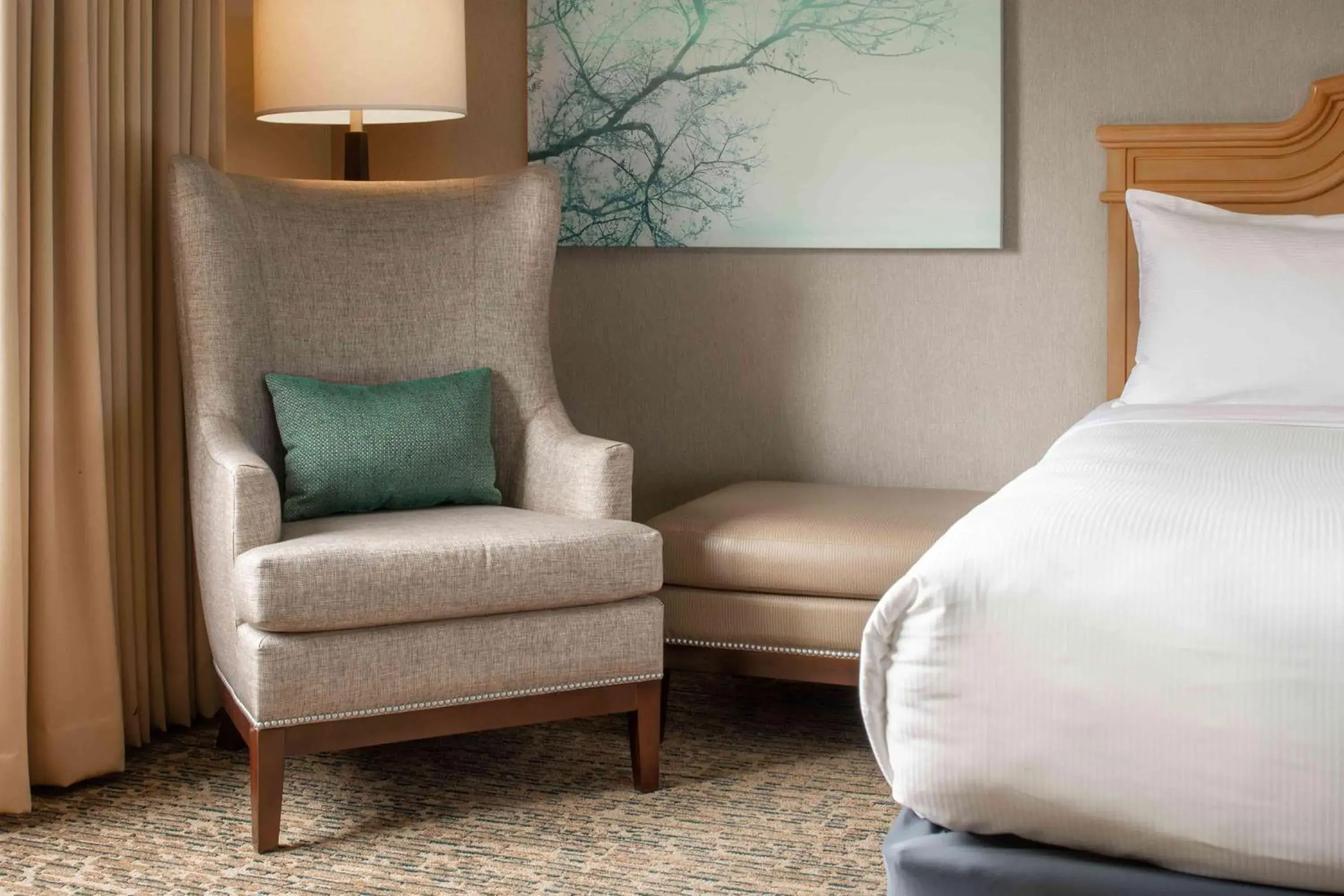 Queen Room with Two Queen Beds and Balcony - View in DoubleTree by Hilton Sonoma Wine Country Queen Room with Two Queen Beds and Balcony - View in DoubleTree by Hilton Sonoma Wine Country