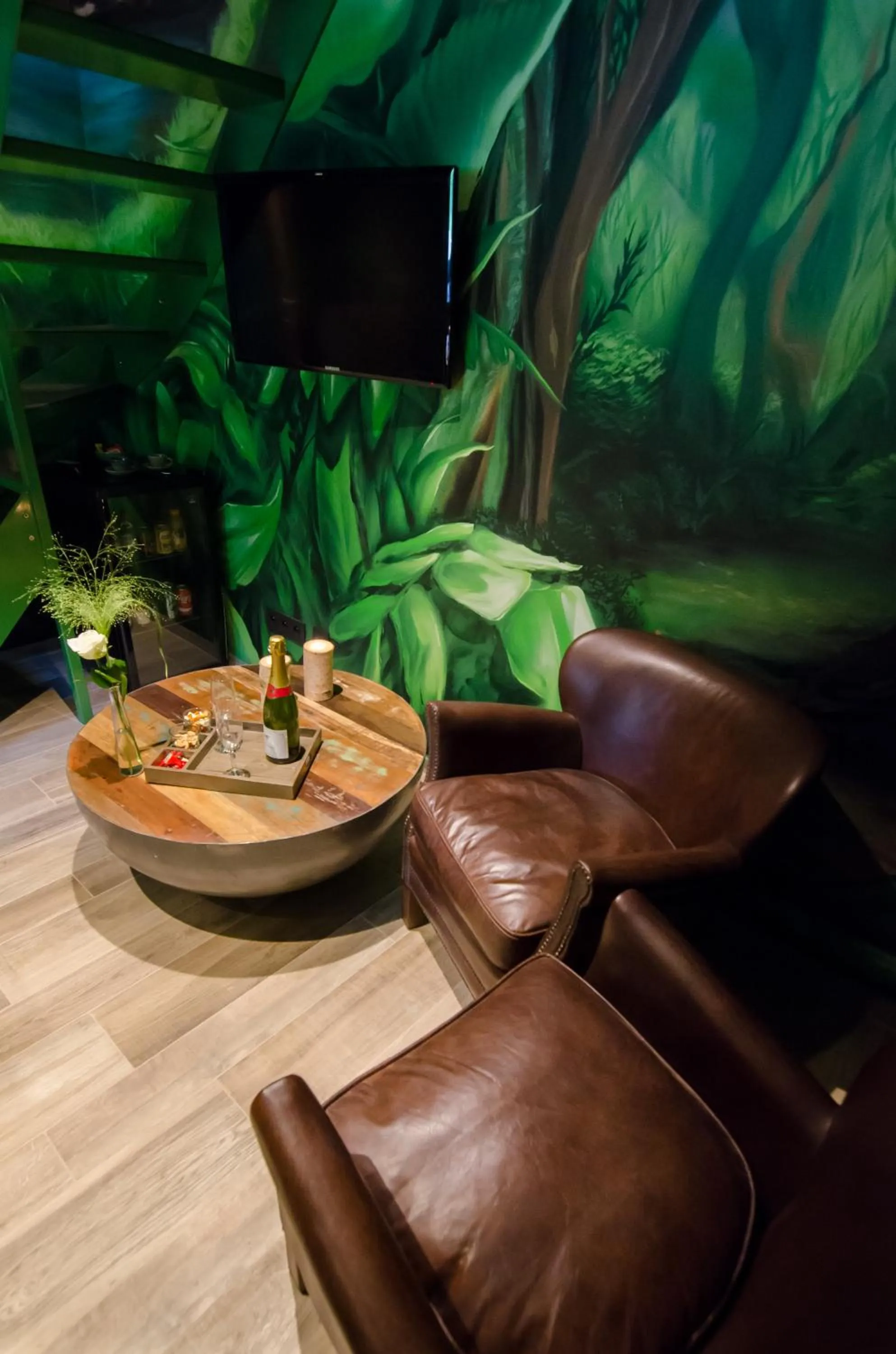 Seating area in River Lodge Hotel Insolite