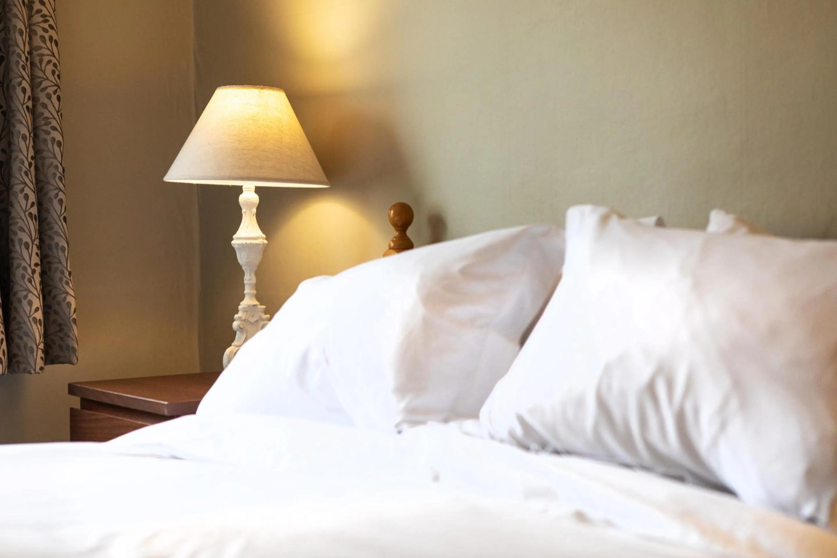 Bedroom, Bed in The Harnser, Cley