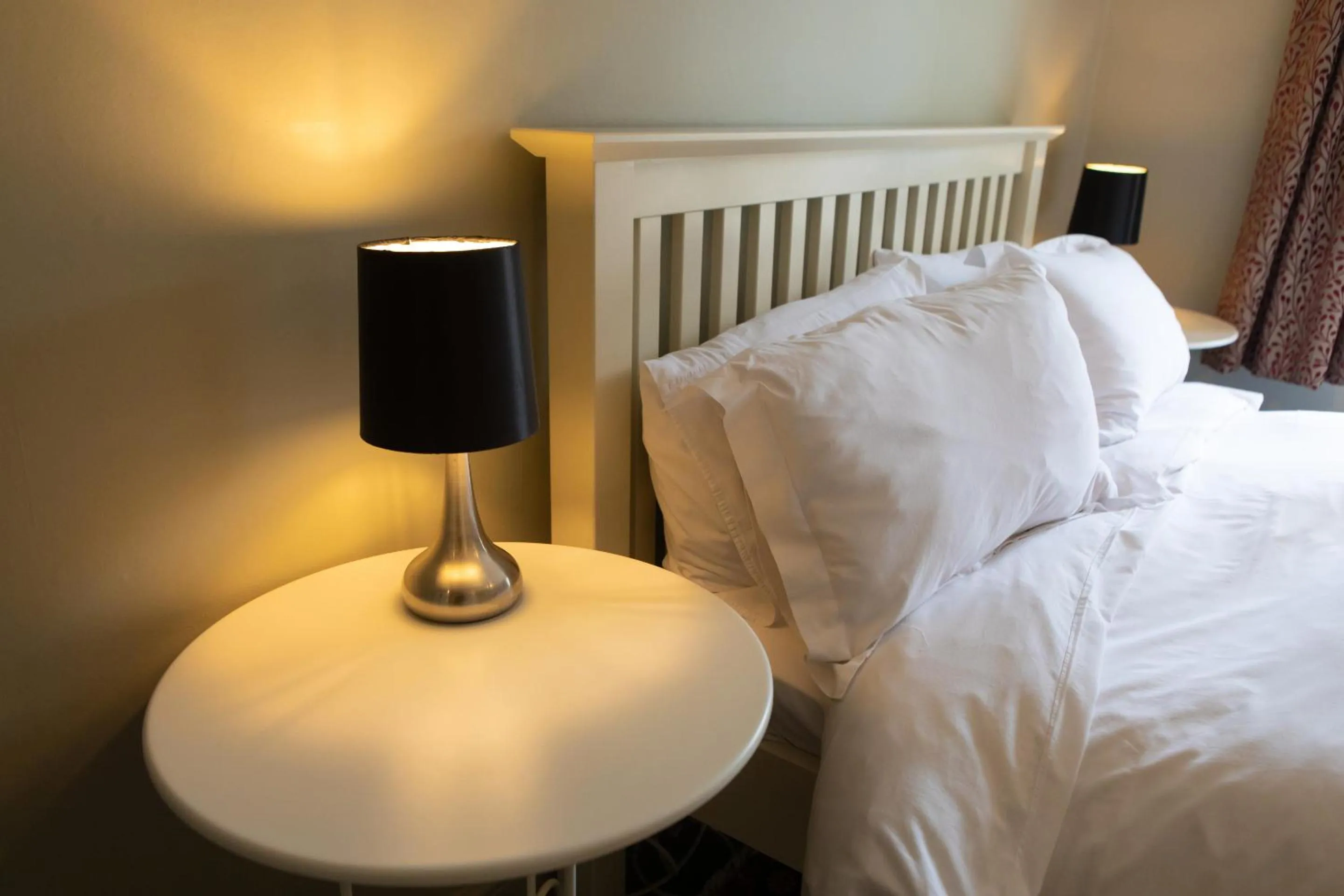 Bedroom, Bed in The Harnser, Cley