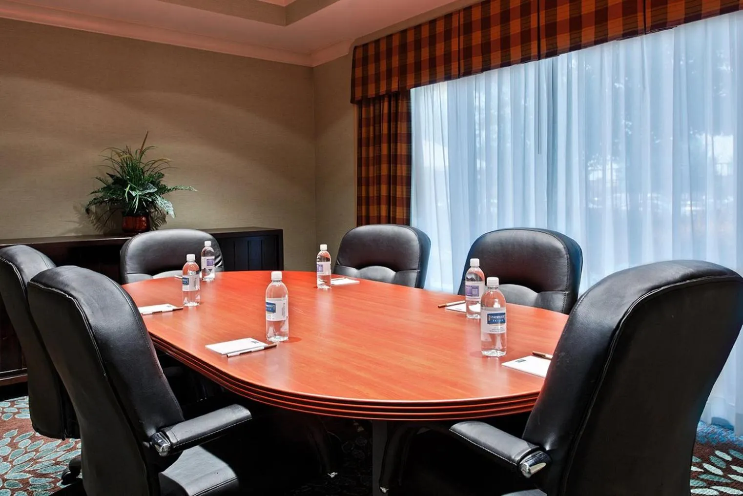 Meeting/conference room in Staybridge Suites Chattanooga Downtown - Convention Center by IHG