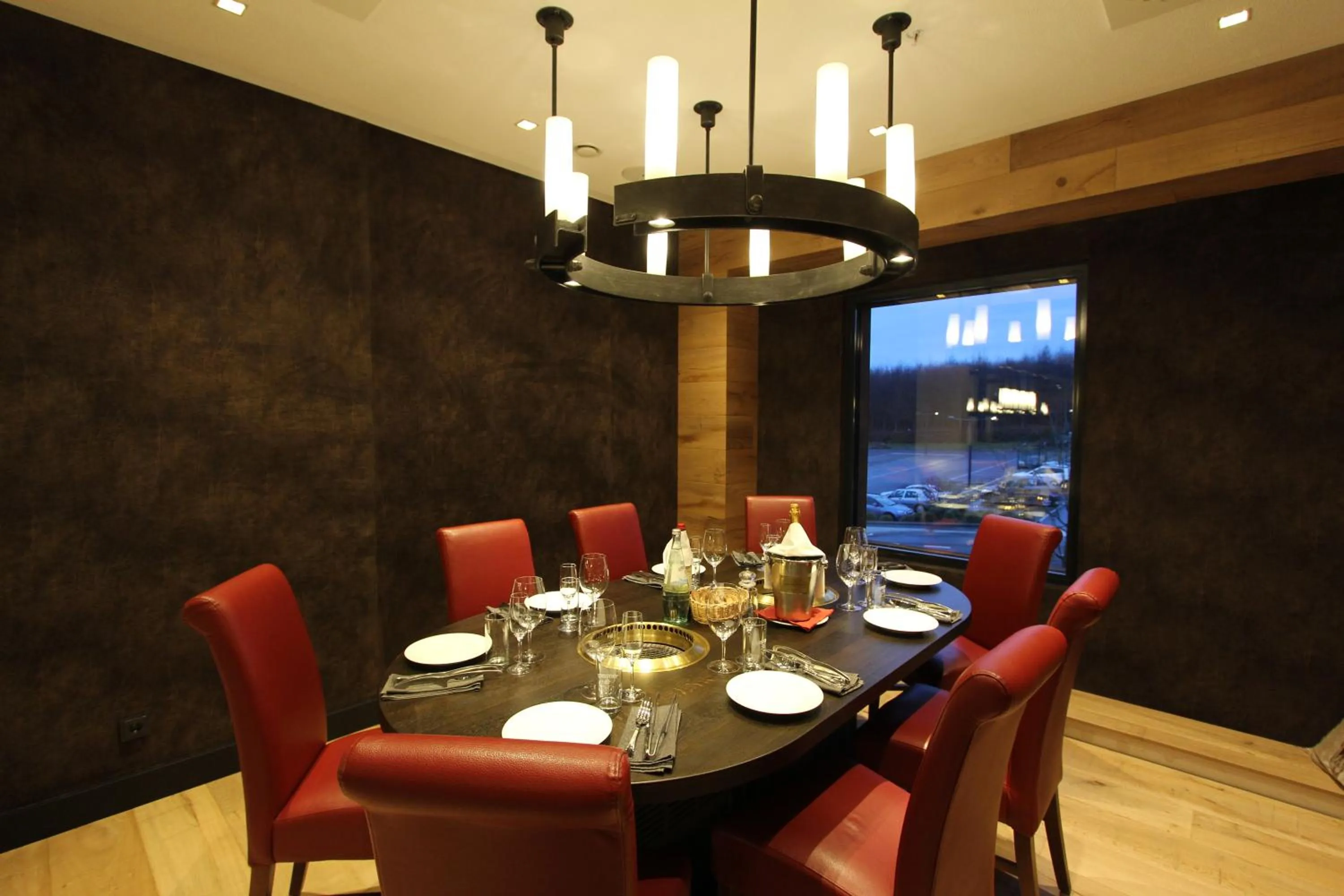 Restaurant/places to eat in Hotel Wemperhardt