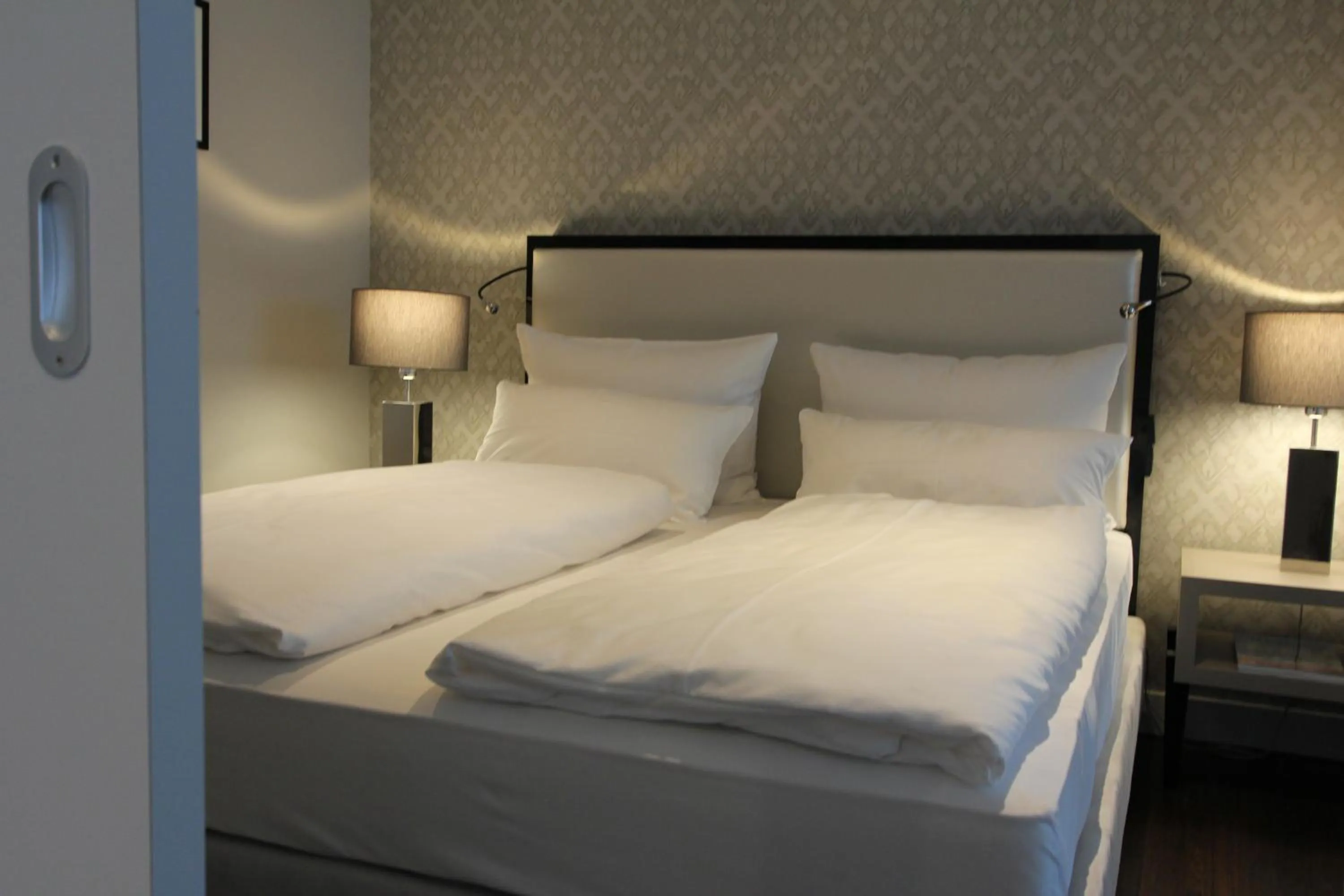 Bed in Hotel Wemperhardt