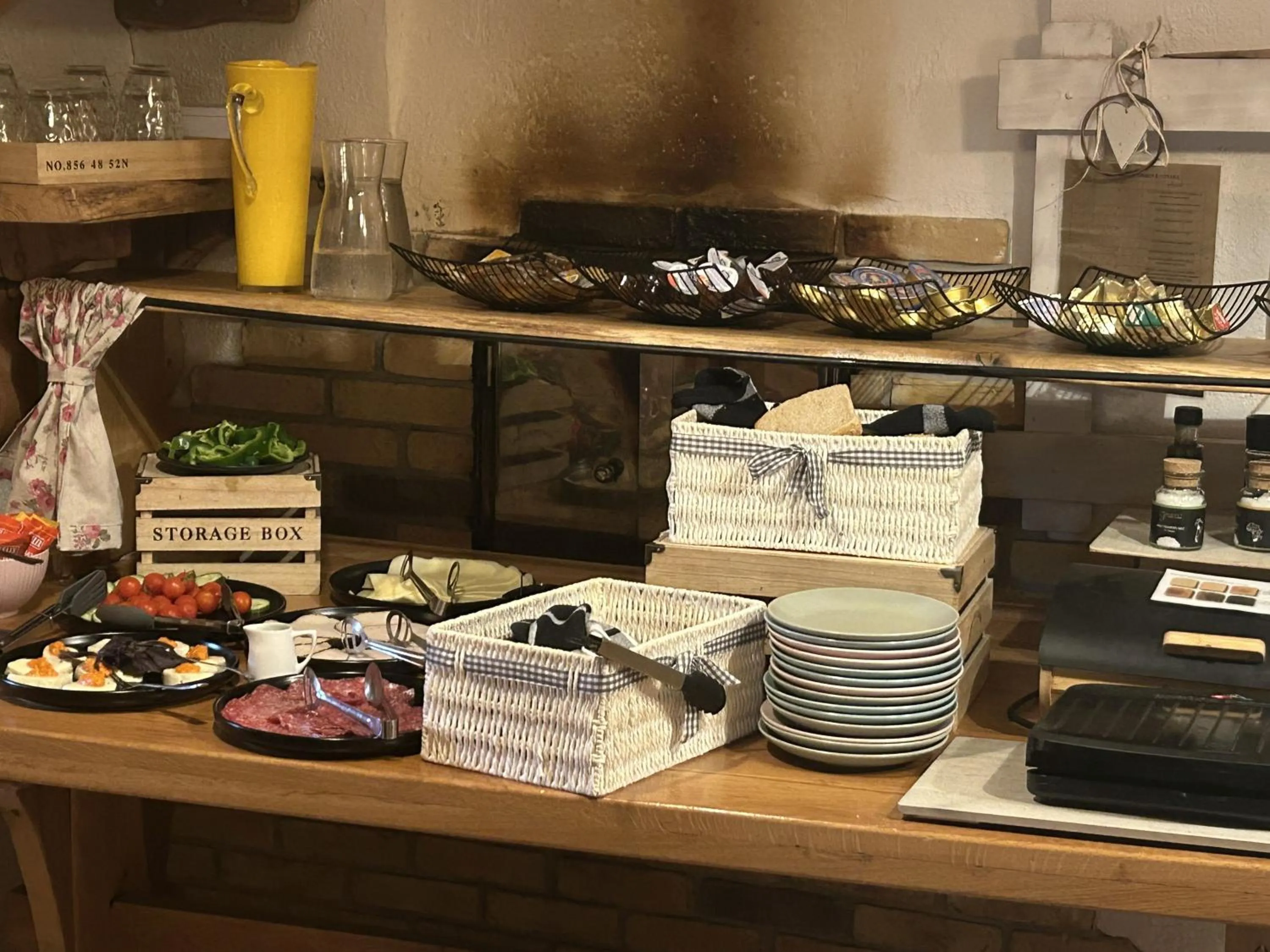 Breakfast in Old Bled House