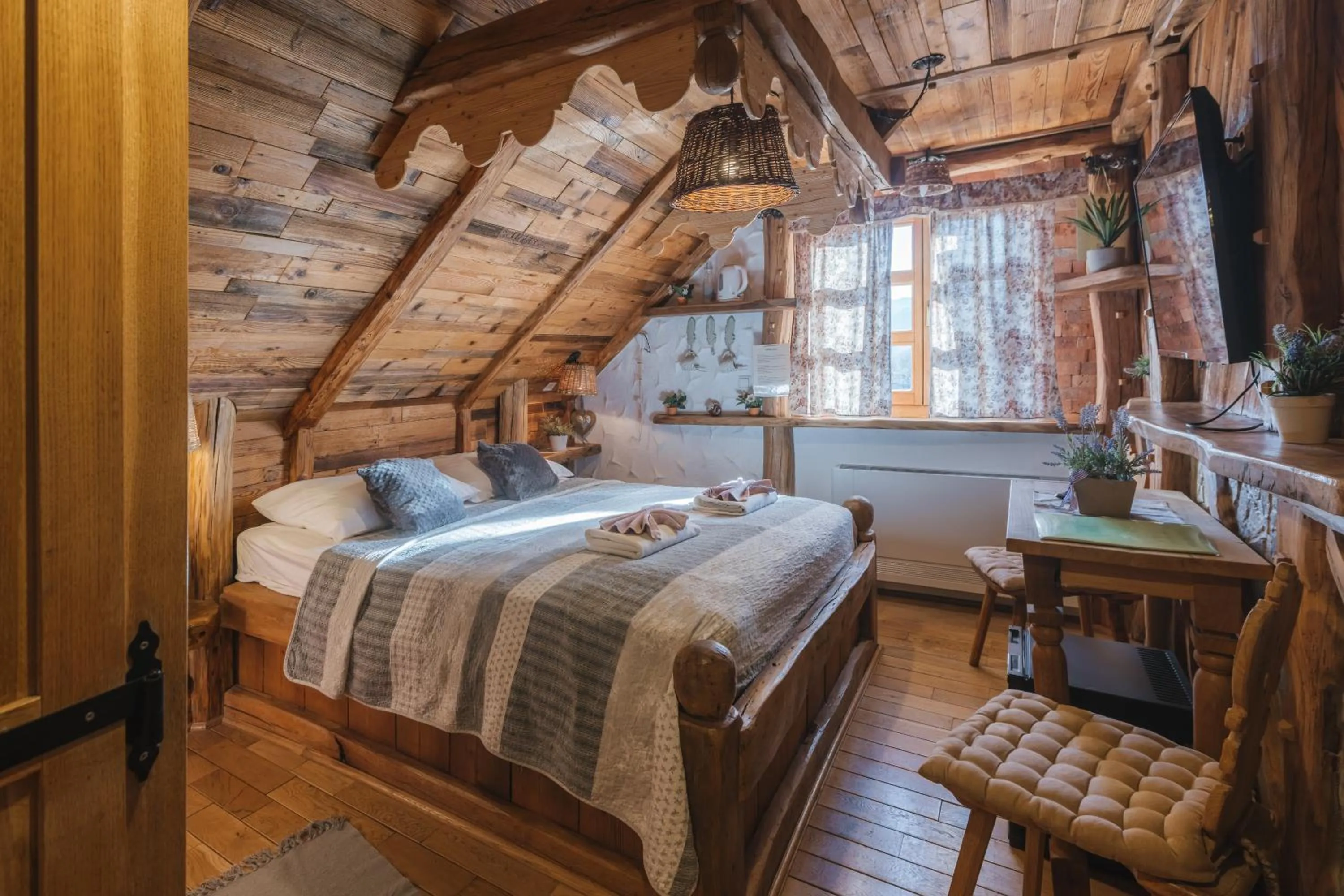 Bedroom, Bed in Old Bled House
