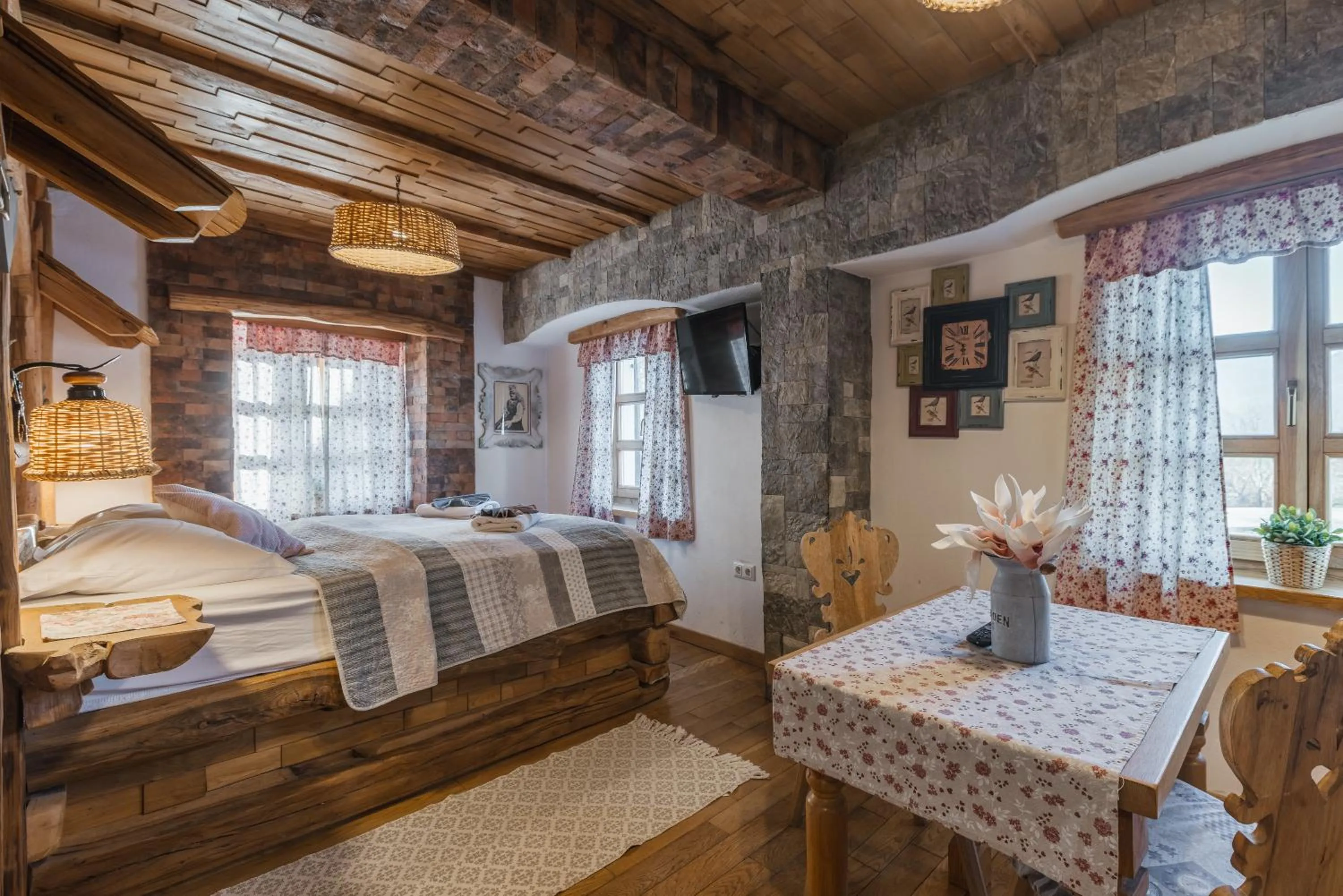 Bedroom, Bed in Old Bled House