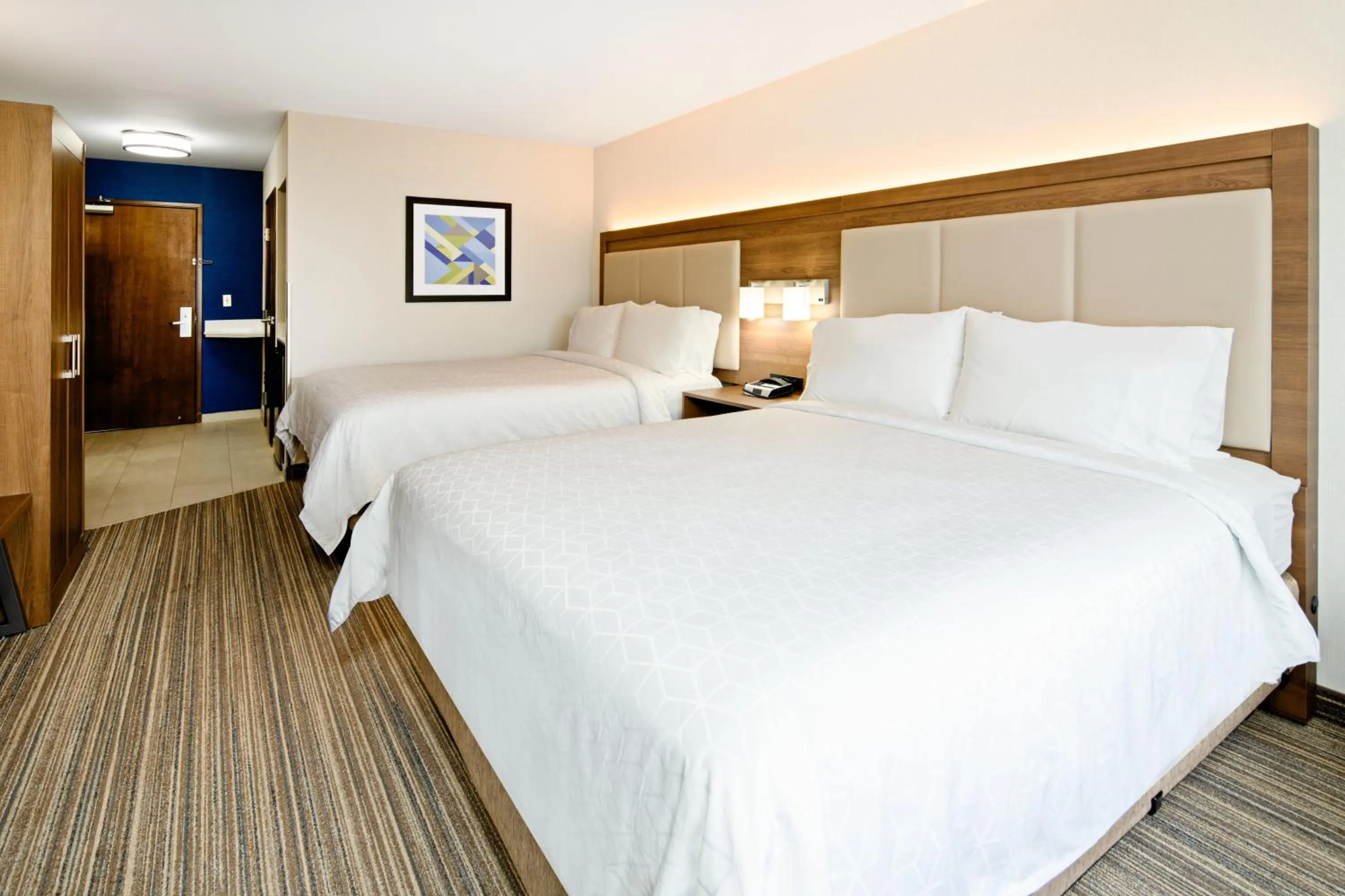 Photo of the whole room, Bed in Holiday Inn Express Hotel & Suites Atascadero by IHG