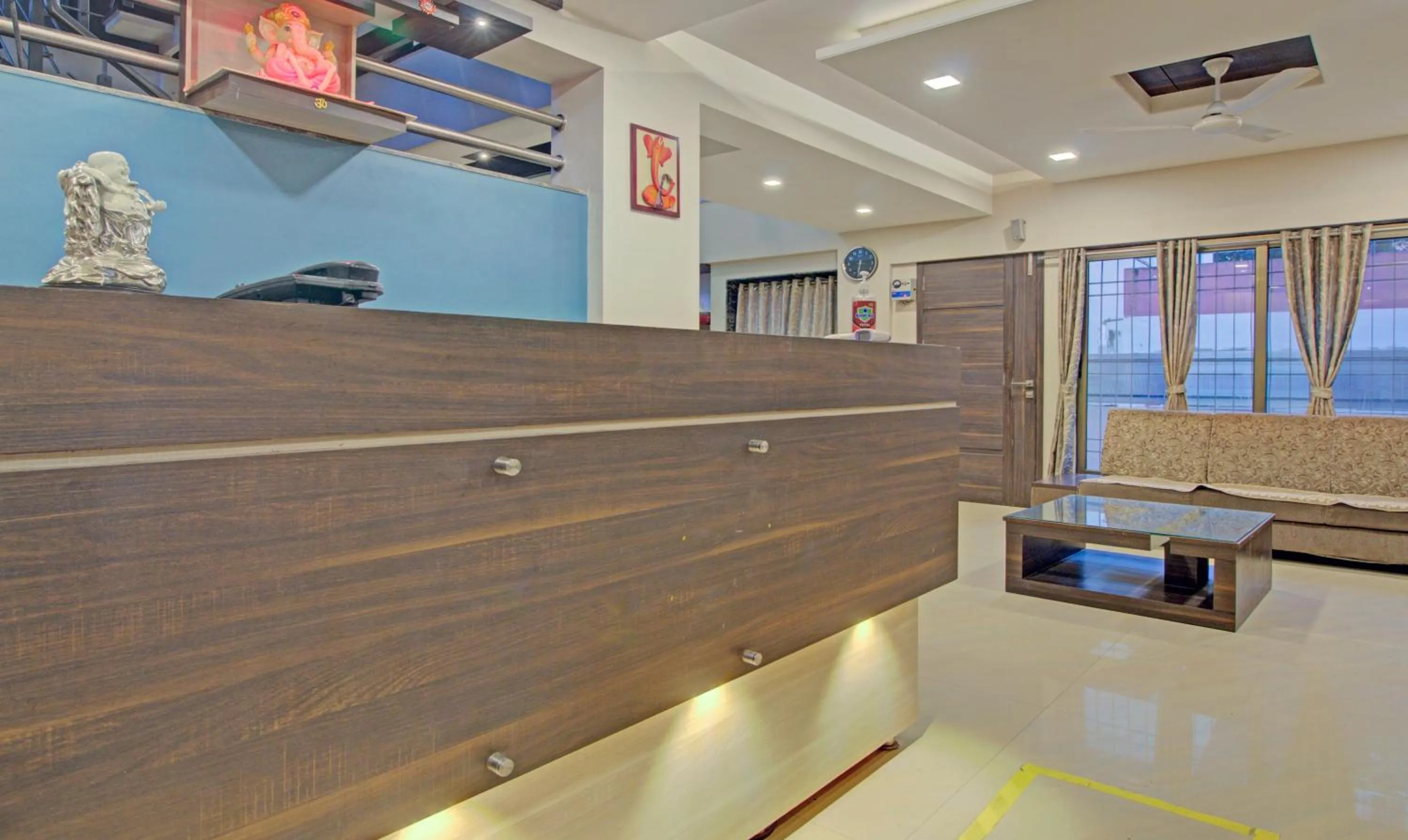 Lobby or reception in Treebo Sumati Baner