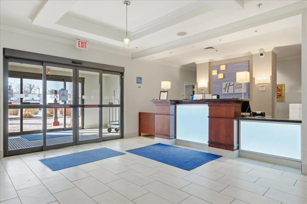 Holiday Inn Express & Suites Bethlehem Airport-Allentown Area