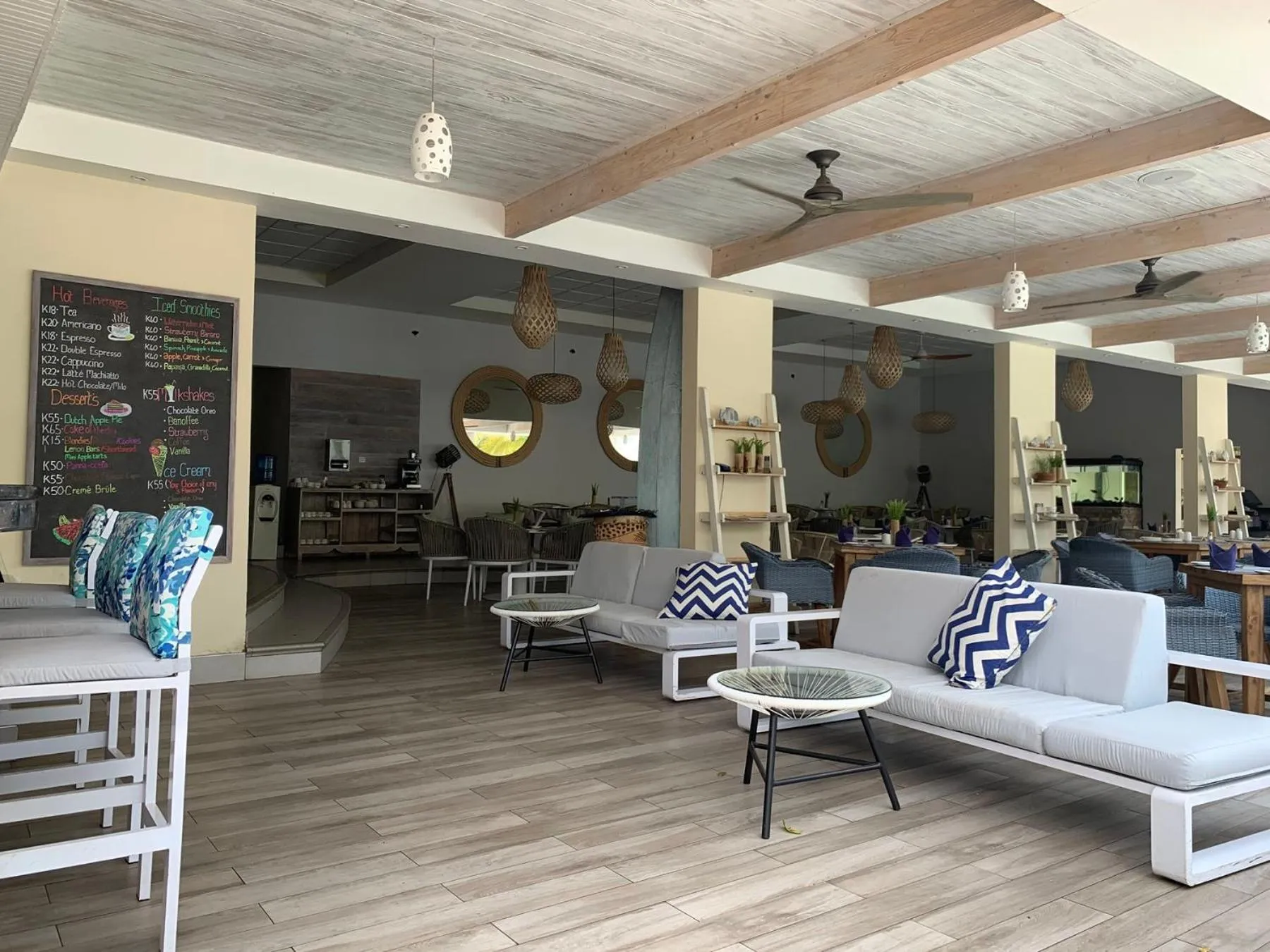 Restaurant/places to eat in Lake Kariba Inns