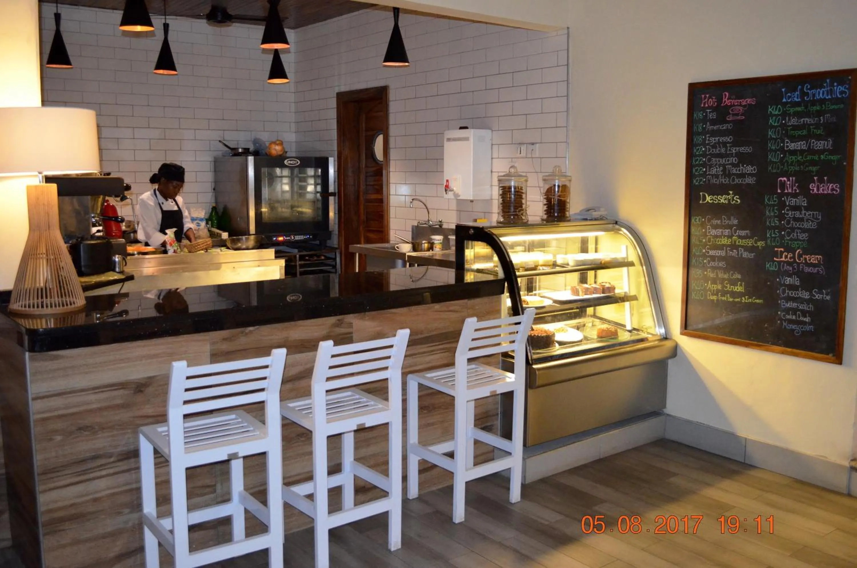 Food and drinks in Lake Kariba Inns