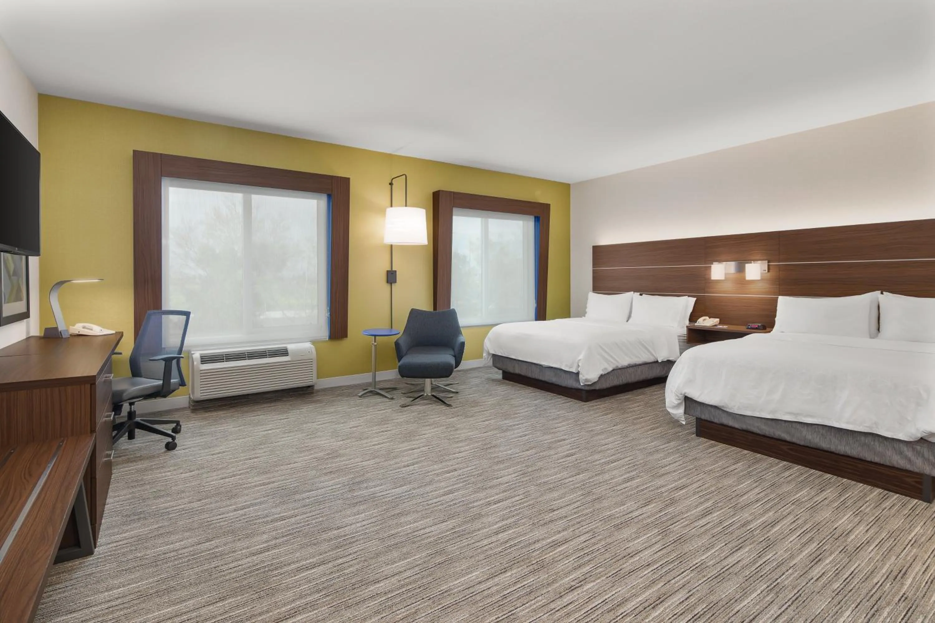 Photo of the whole room in Holiday Inn Express Hotel & Suites Sacramento Airport Natomas by IHG