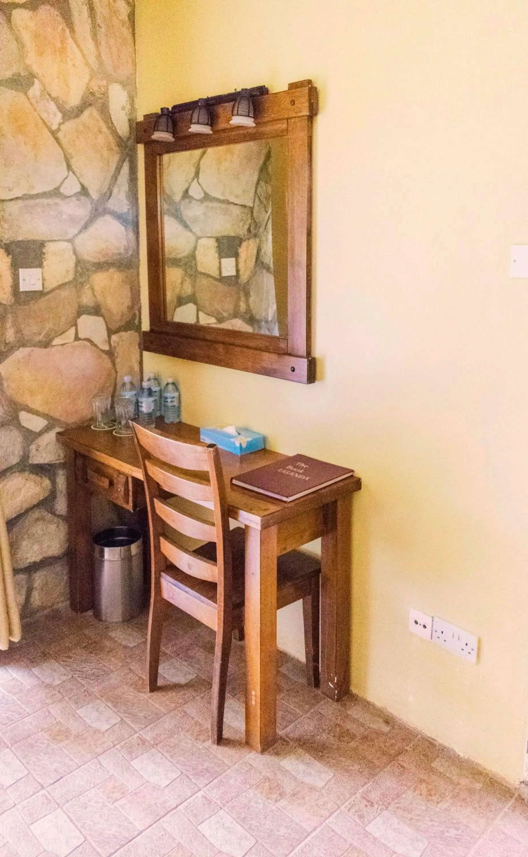 Dining area in Mountains of the Moon Hotel Fort Portal
