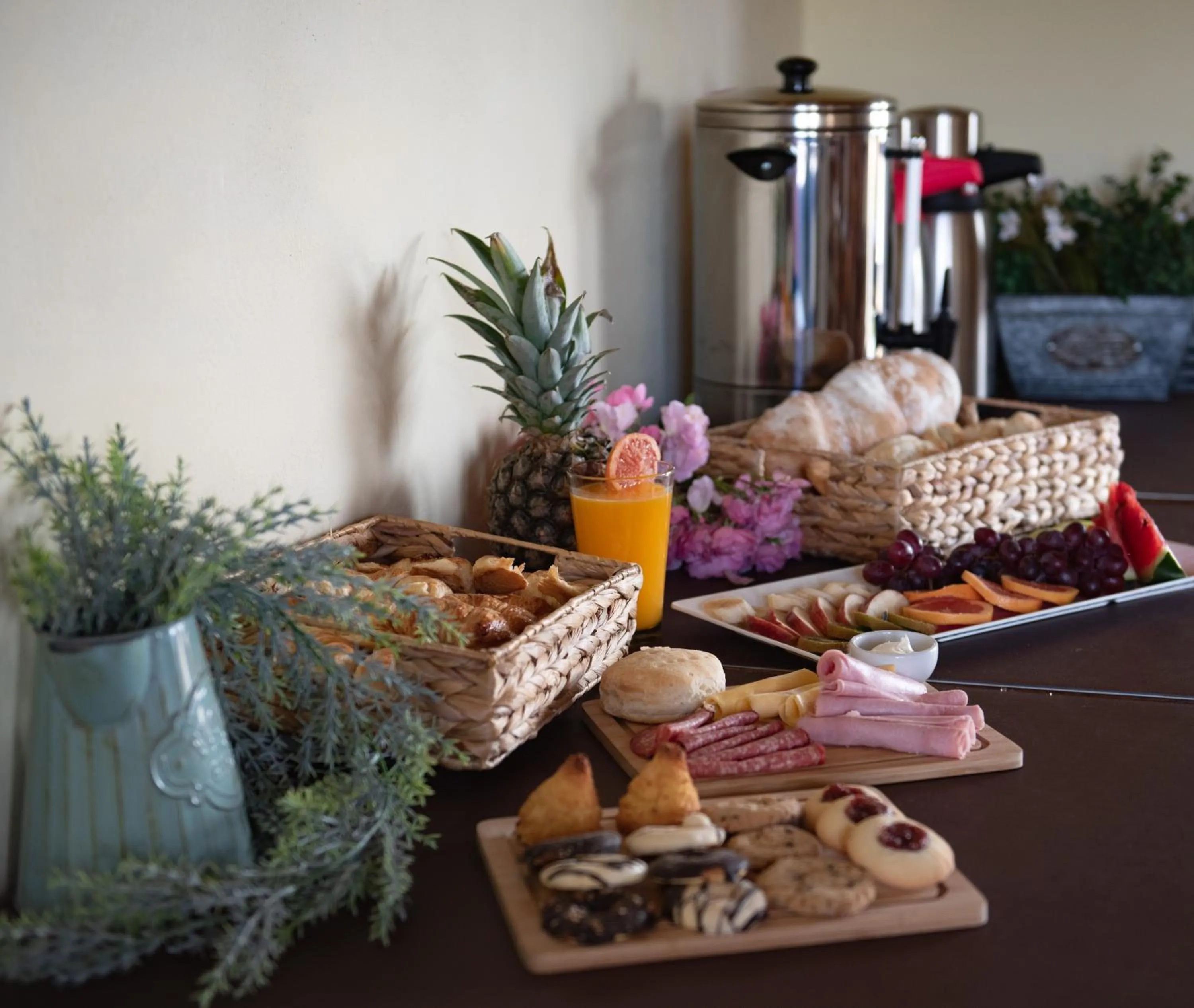 Breakfast in Glaciares De La Patagonia