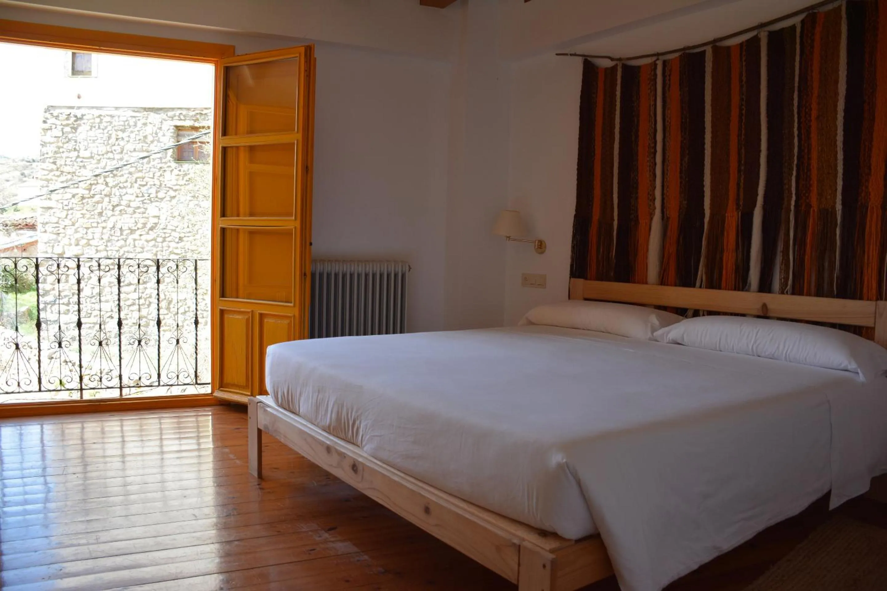 Bedroom, Bed in Posada Hoyos de Iregua