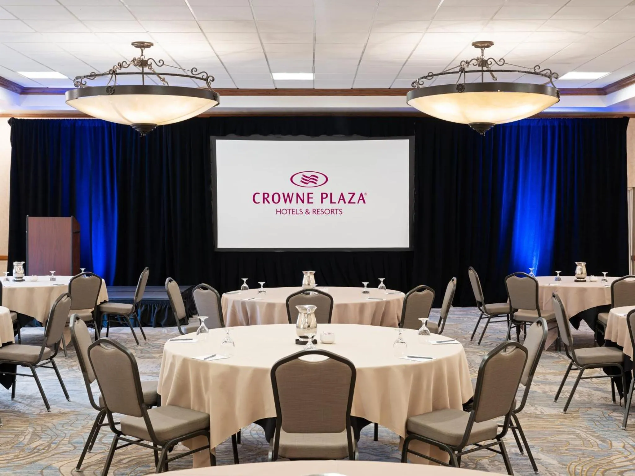 Banquet/Function facilities in Crowne Plaza Phoenix - Chandler Golf Resort by IHG