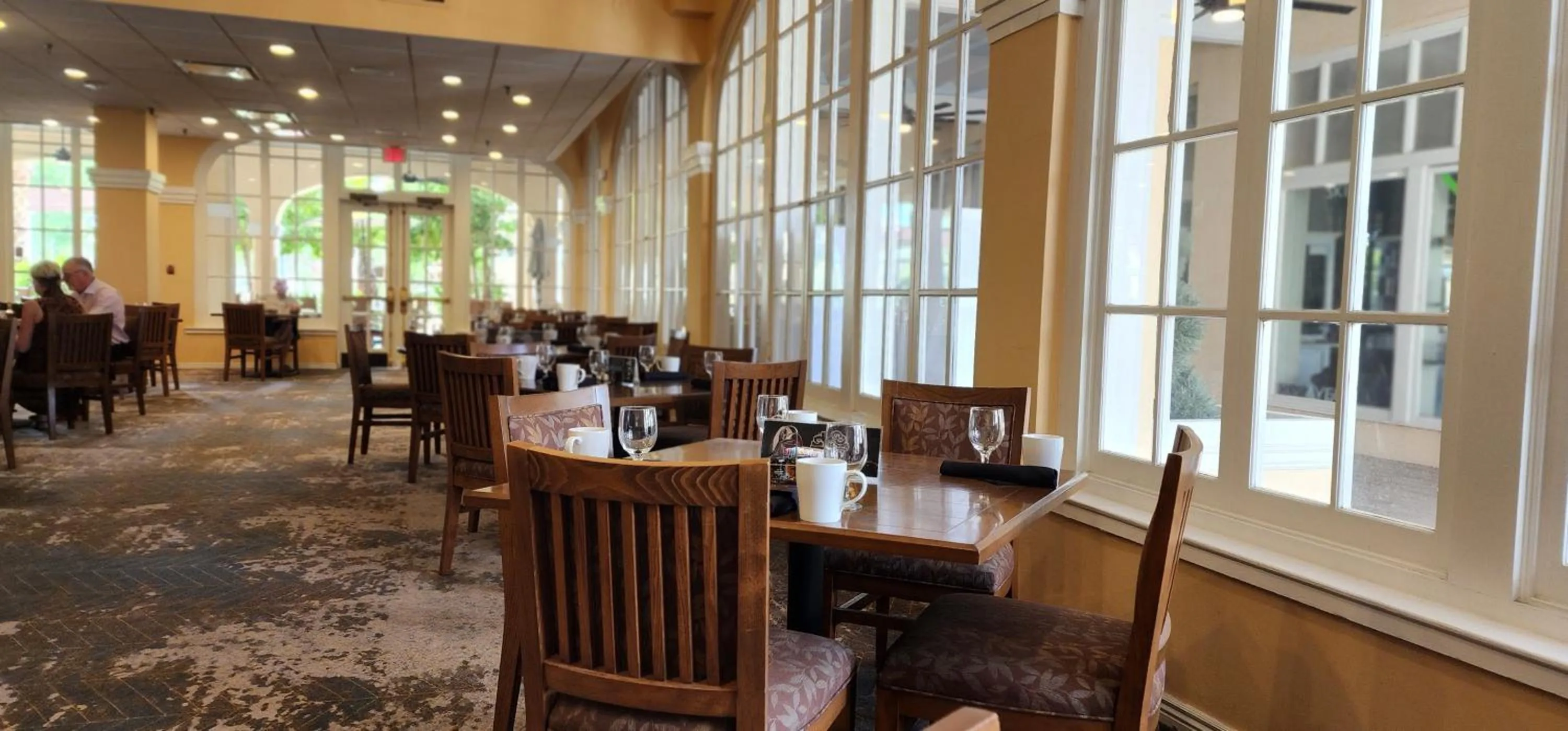 Restaurant/places to eat in Crowne Plaza Phoenix - Chandler Golf Resort by IHG