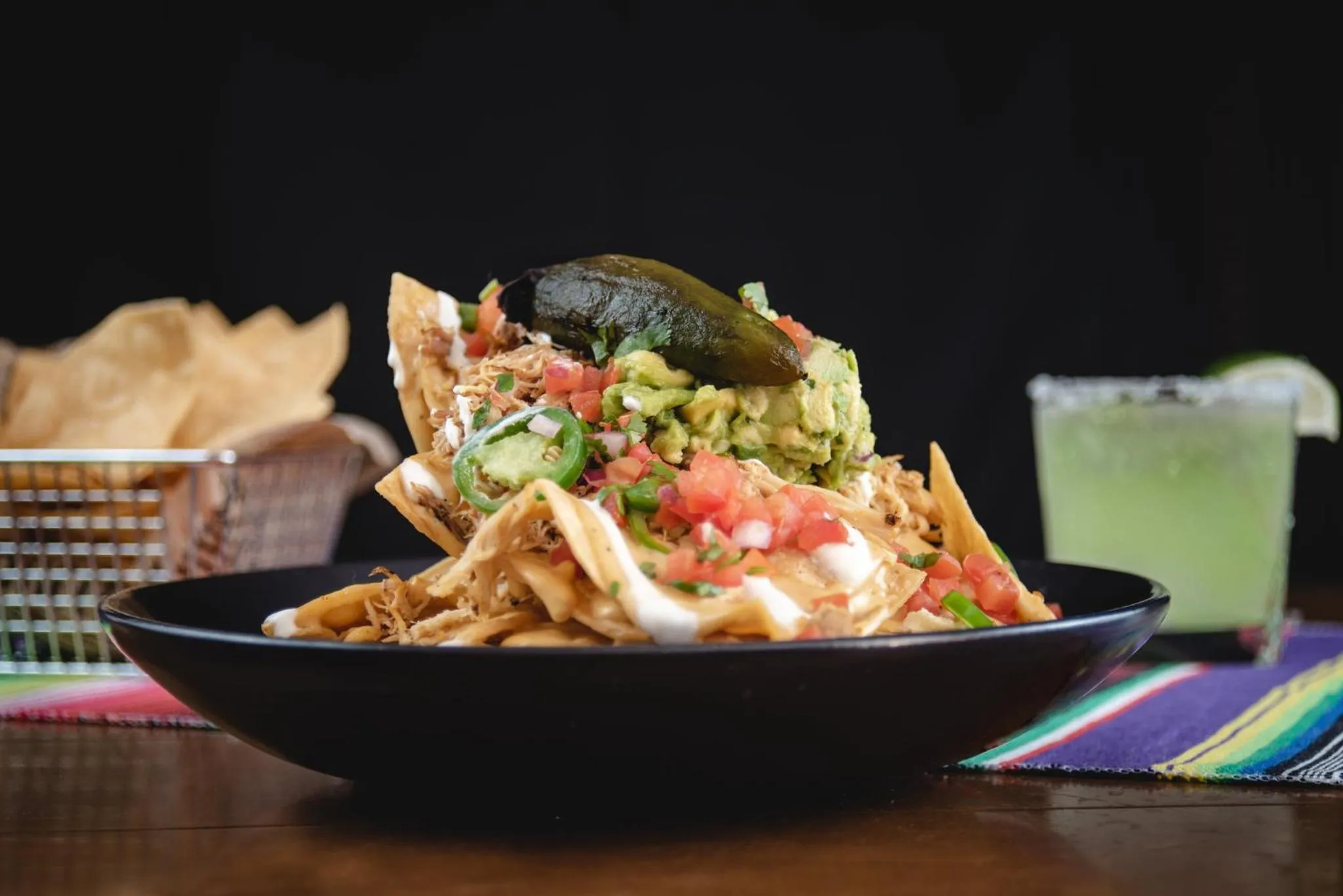 Lounge or bar in Crowne Plaza Phoenix - Chandler Golf Resort by IHG