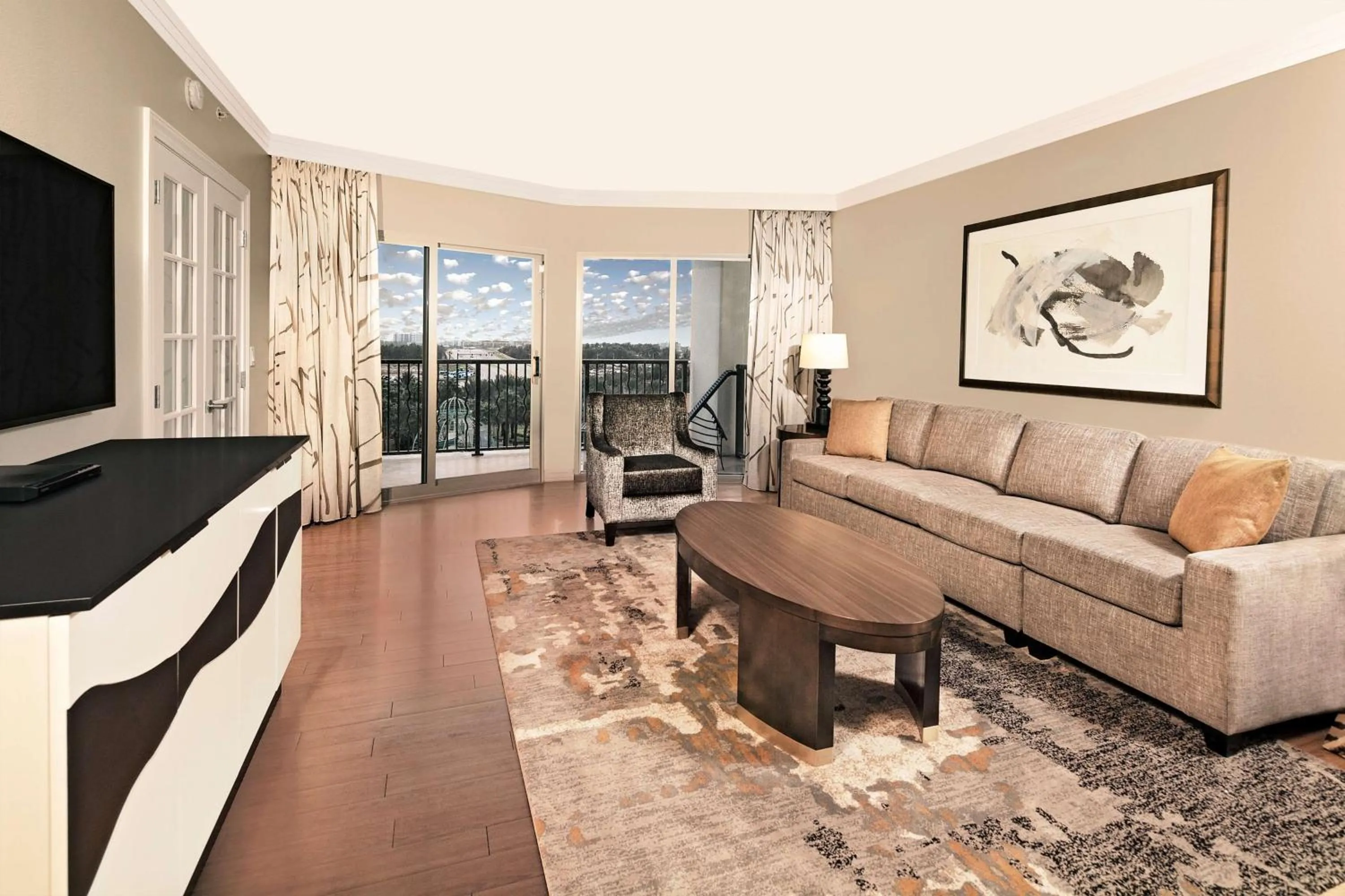 TV and multimedia in Hilton Grand Vacations Club Parc Soleil Orlando