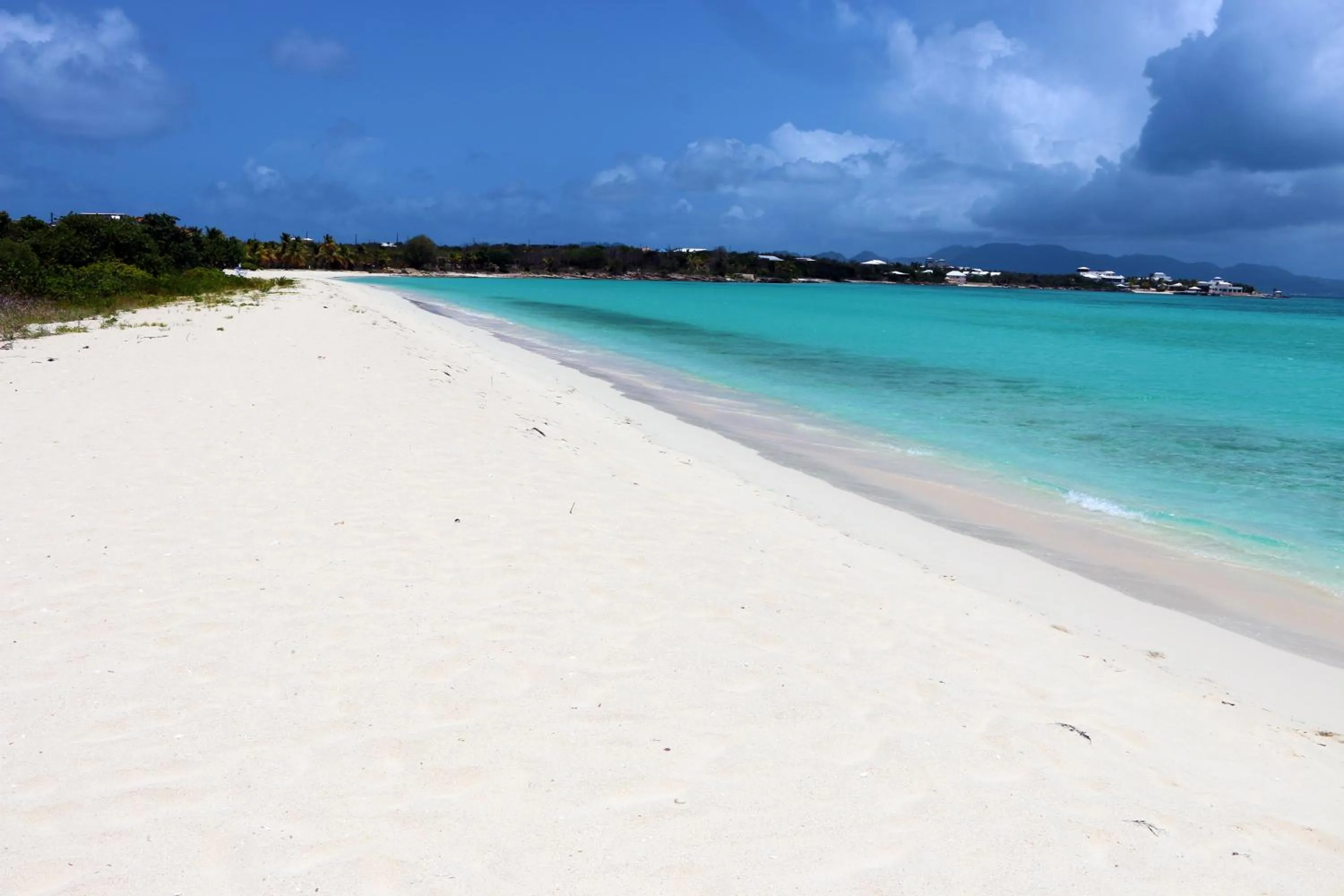 Snorkeling in Rendezvous Bay Hotel