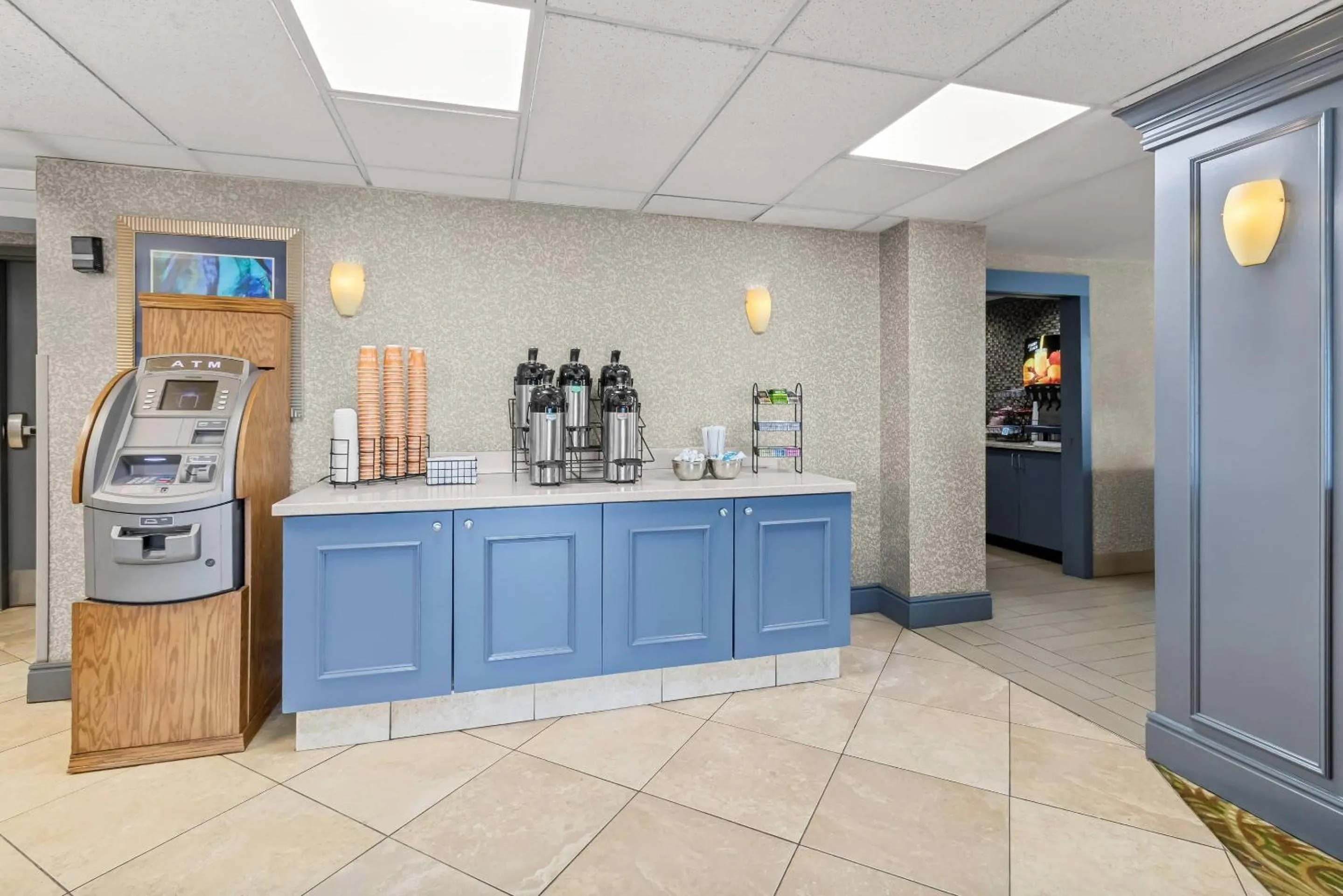 Lobby or reception in Clarion Inn Cranberry Township