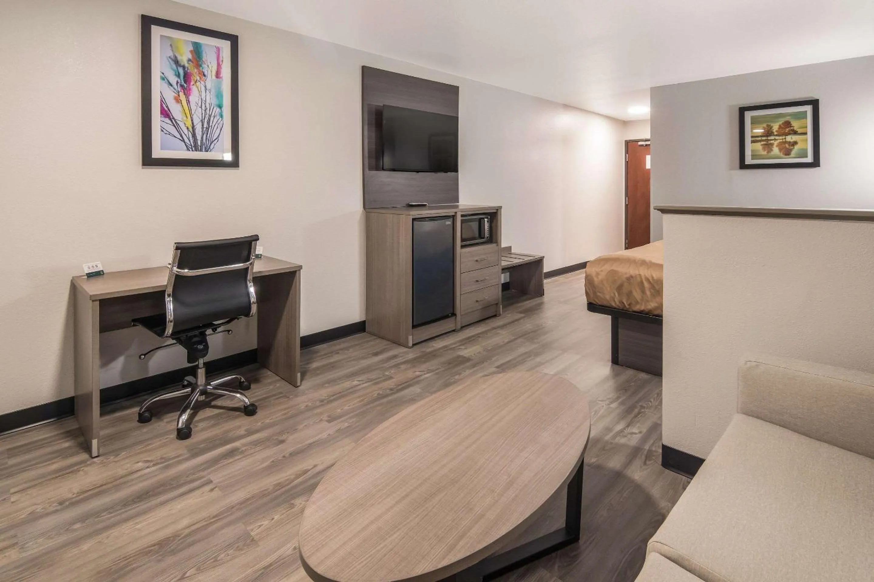 Photo of the whole room in Quality Inn & Suites Fort Worth - Fossil Creek