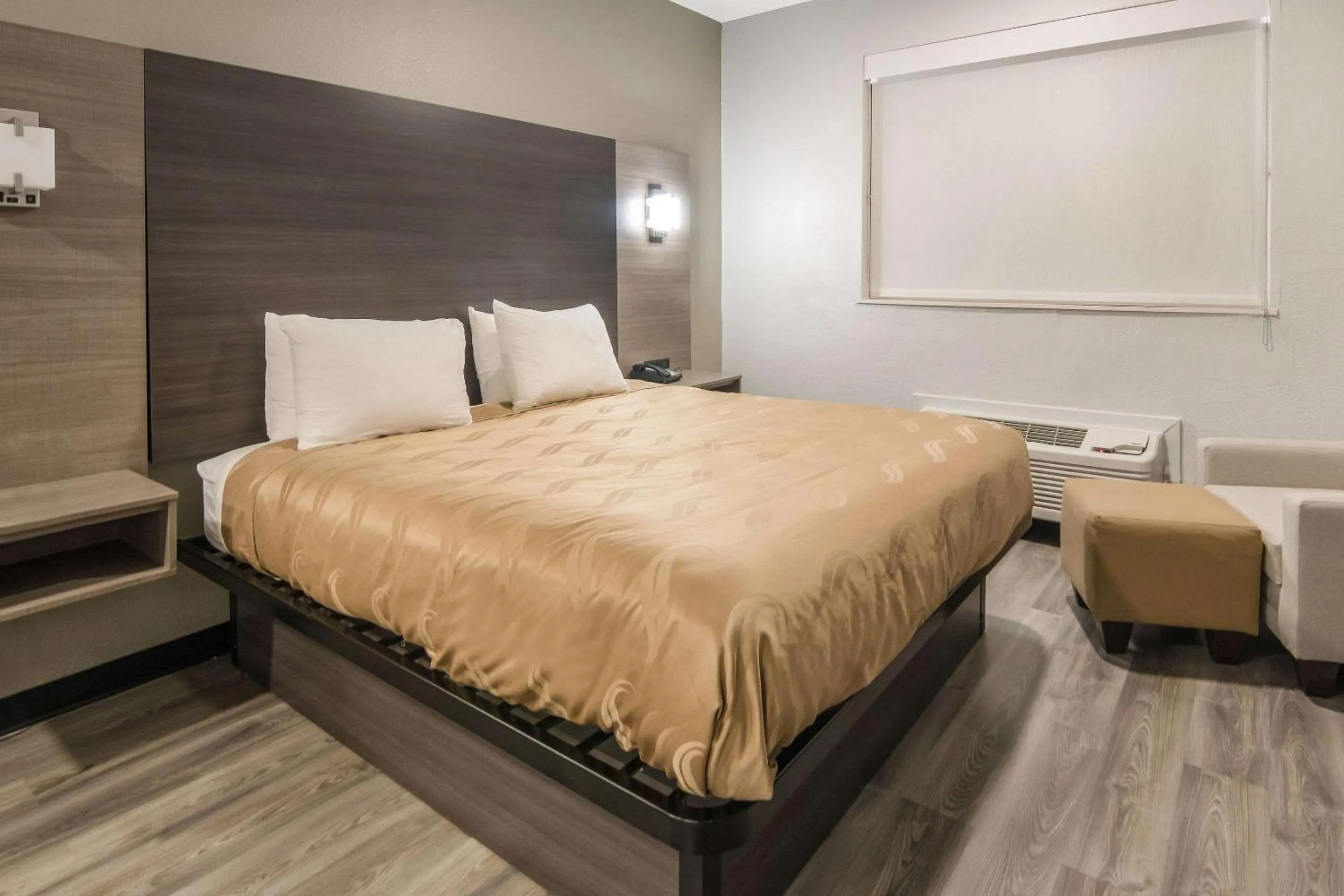 Photo of the whole room in Quality Inn & Suites Fort Worth - Fossil Creek