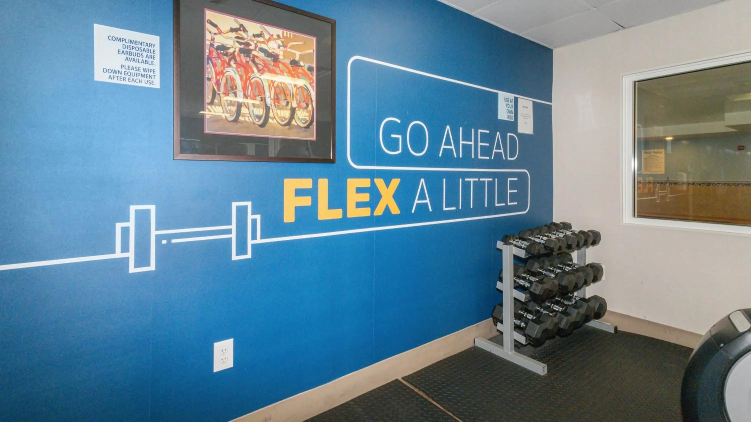 Spa and wellness centre/facilities in Holiday Inn Express Hotel & Suites Hampton South-Seabrook by IHG