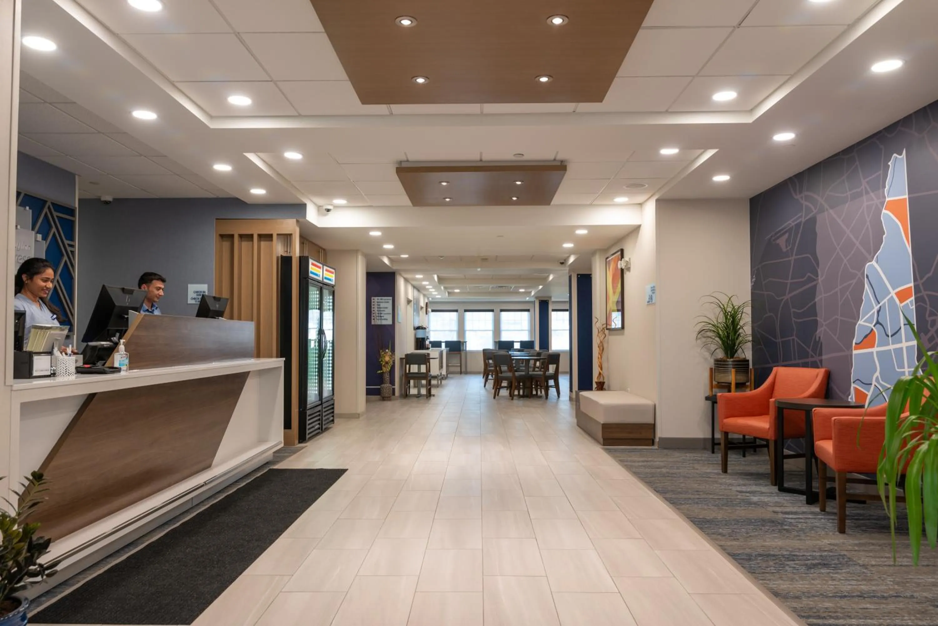 Lobby or reception in Holiday Inn Express Hotel & Suites Hampton South-Seabrook by IHG