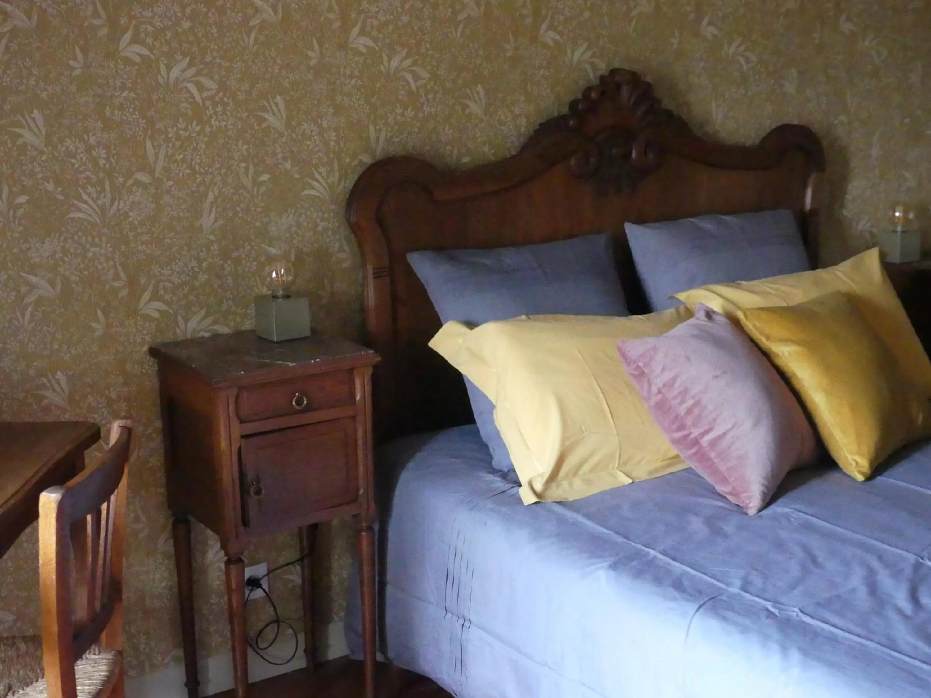 Bedroom, Bed in Domaine De La Cour Vautier