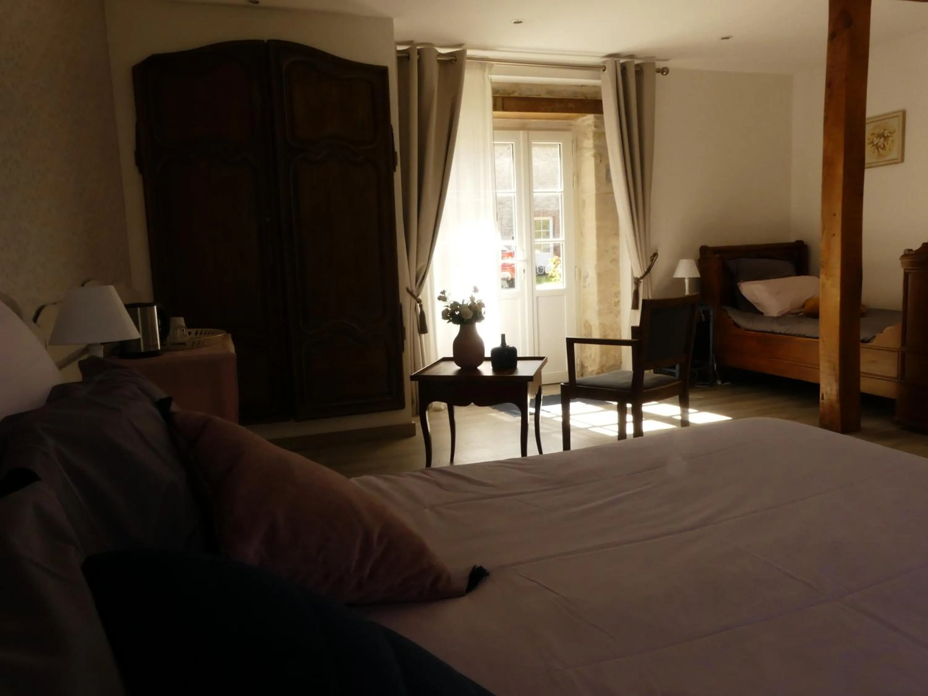 Bedroom, Bed in Domaine De La Cour Vautier