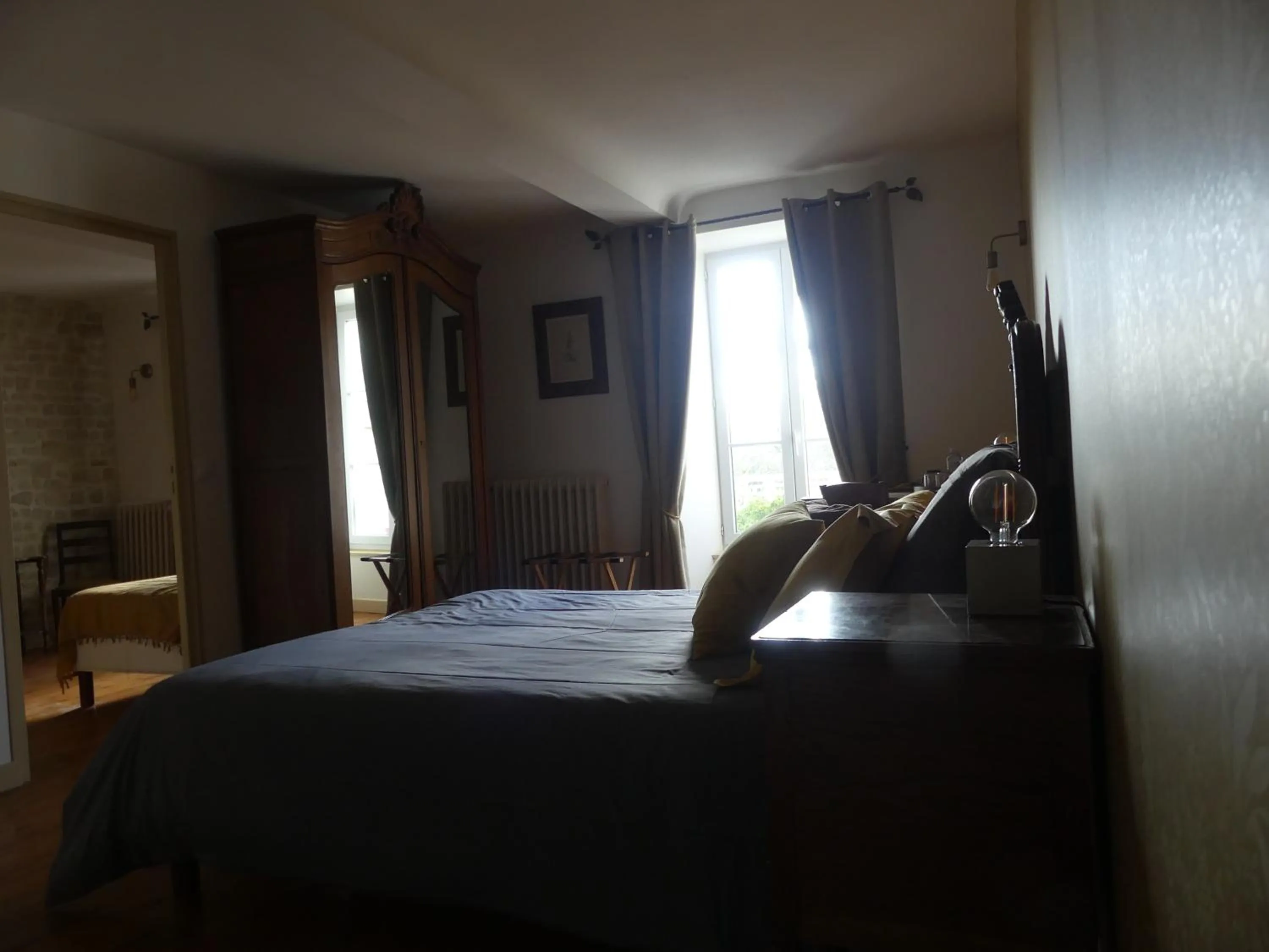 Bedroom, Bed in Domaine De La Cour Vautier