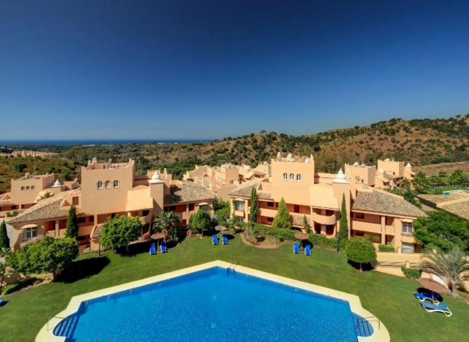 Swimming pool in REF 12 Luxury Aparment with views