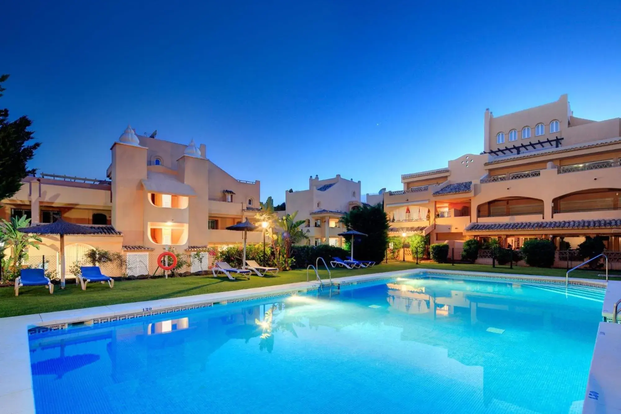 REF 12 Luxury Aparment with views REF 12 Luxury Aparment with views