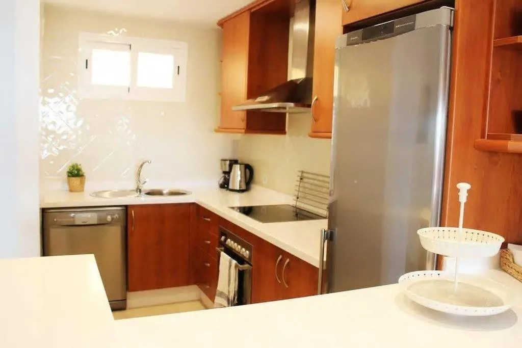 REF 12 Luxury Aparment with views