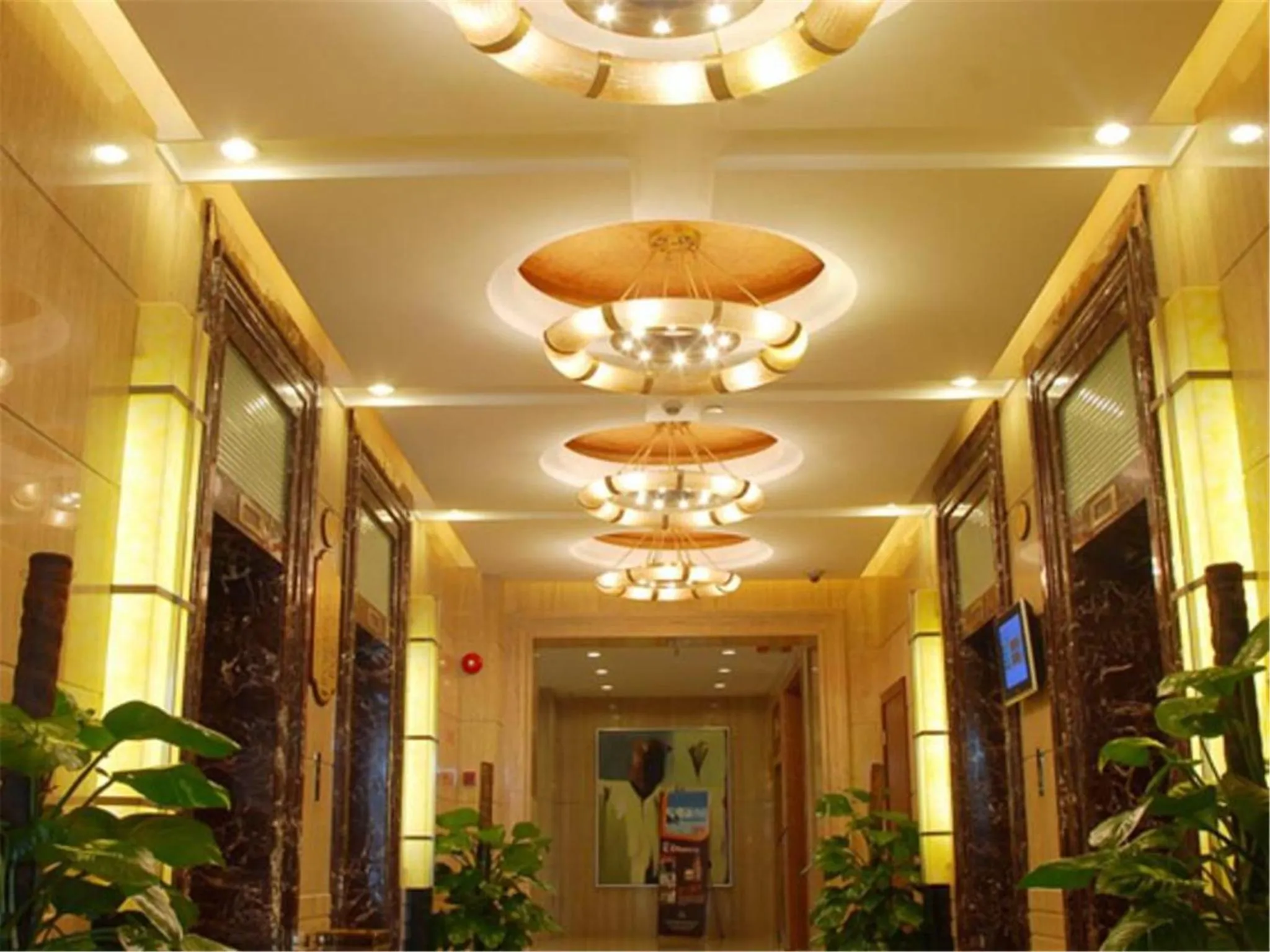 Decorative detail in Howard Johnson Wyndham Leonora plzaz Shanghai