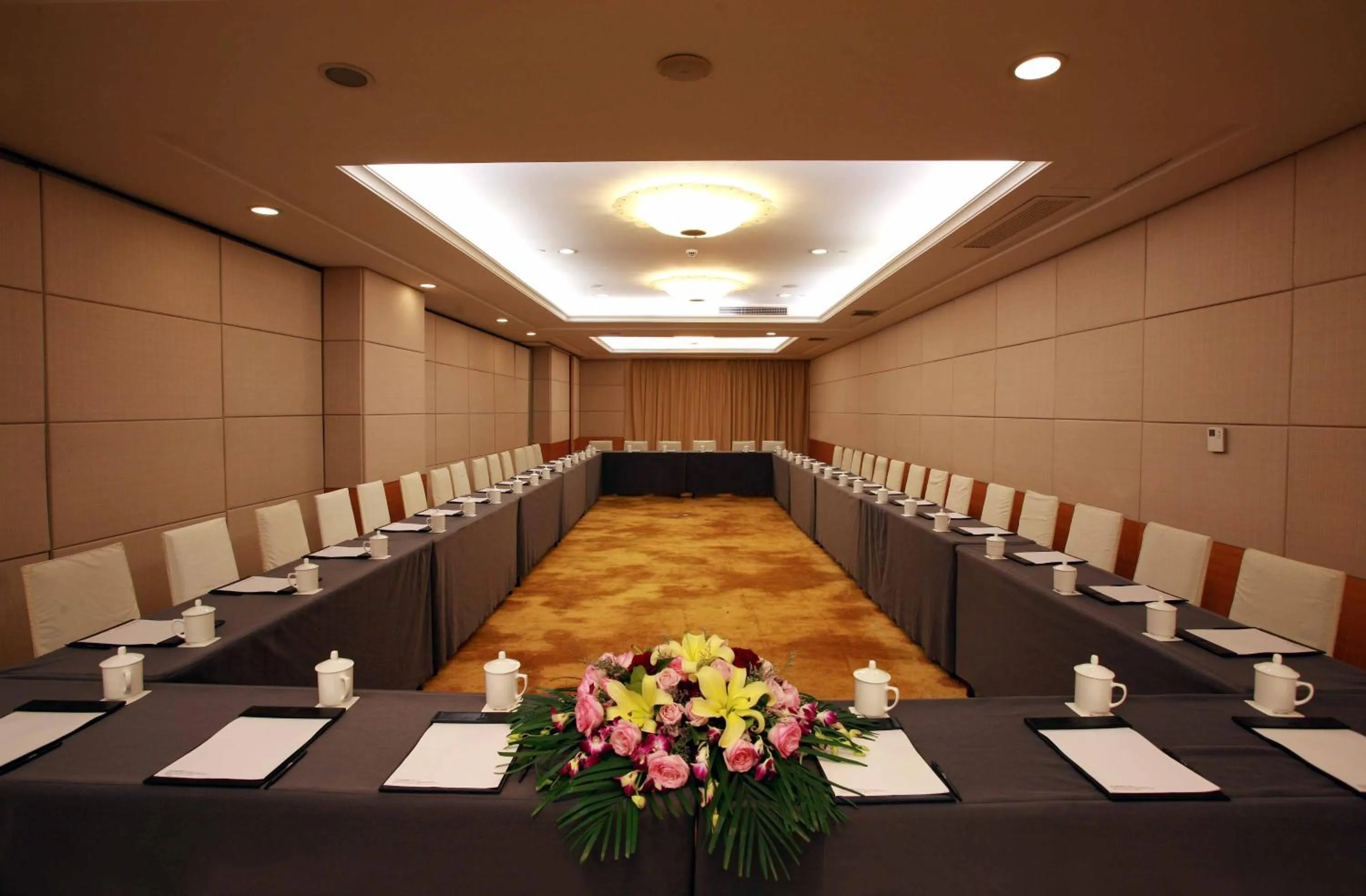Meeting/conference room in City Hotel Shanghai