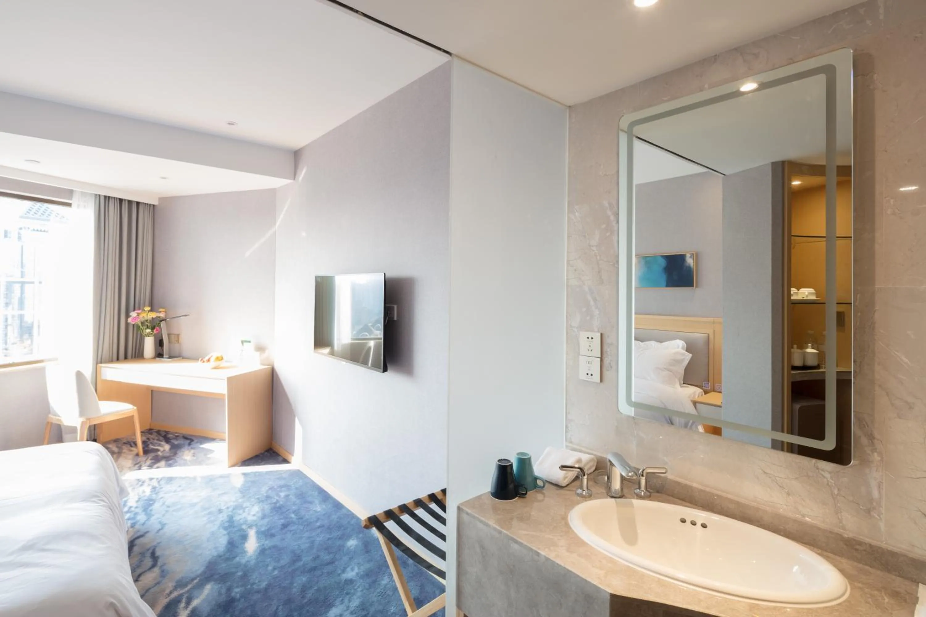 Decorative detail, Bed in City Hotel Shanghai