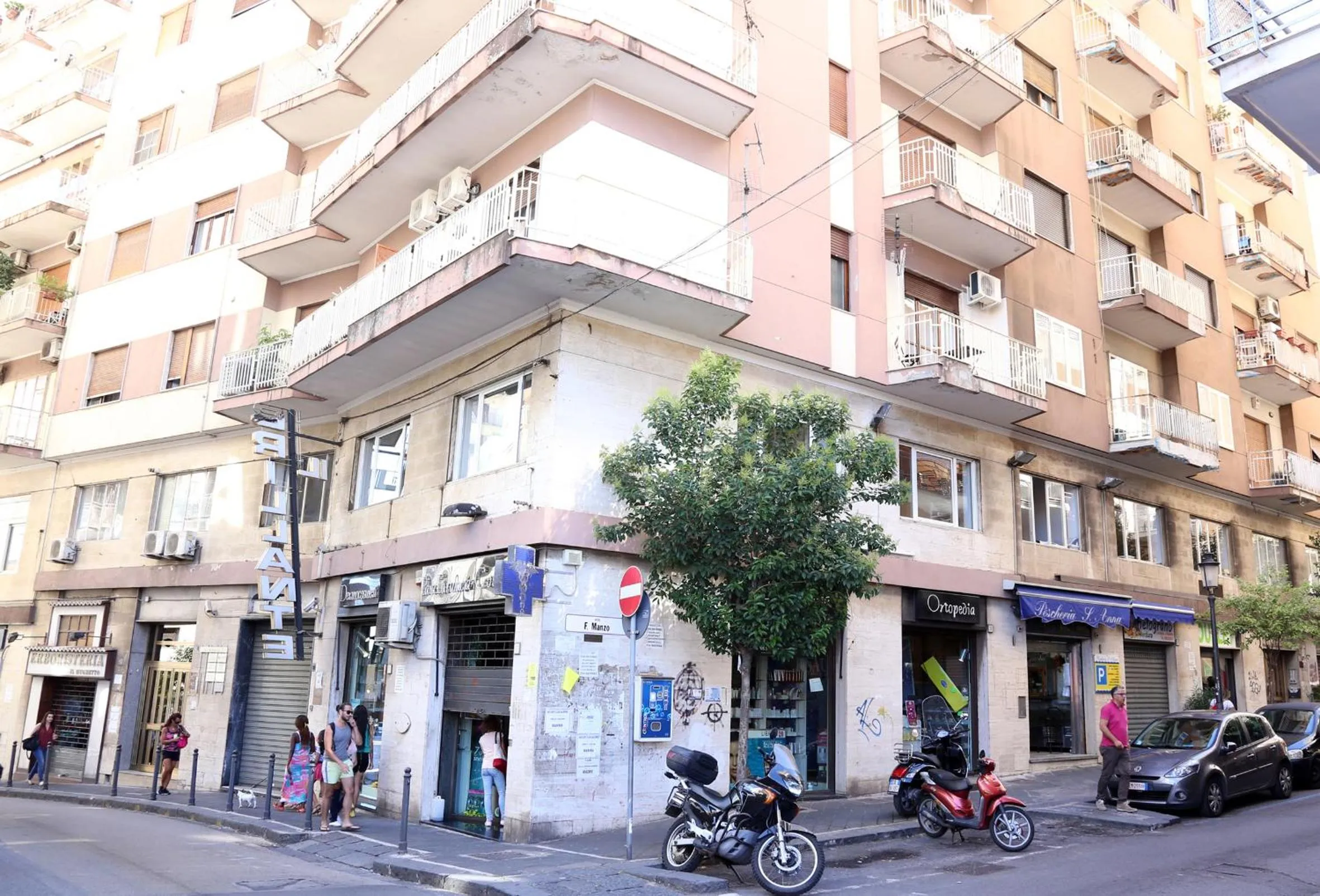 Property building in B&B Salernoway