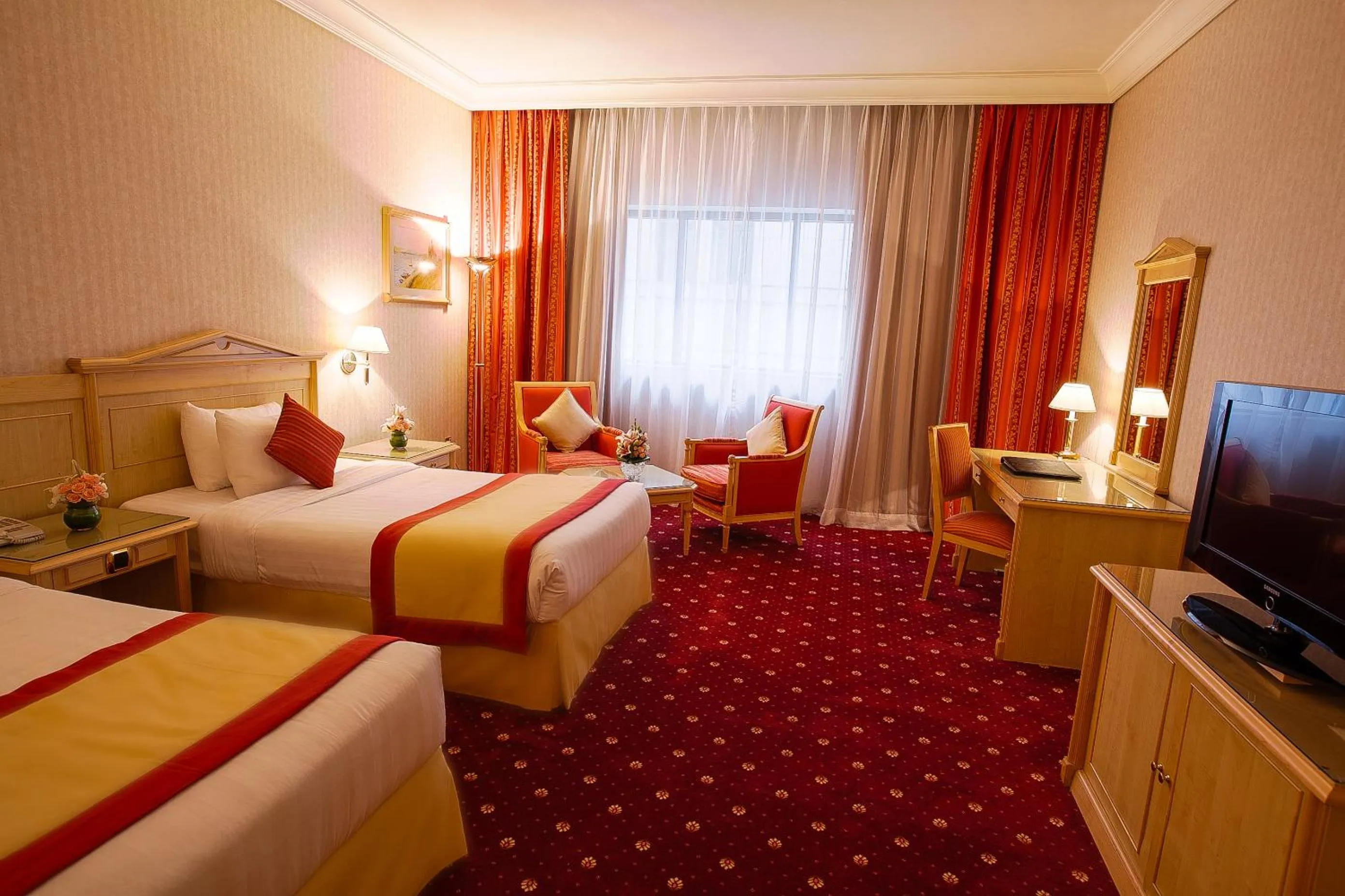 Bedroom, Bed in Capitol Hotel Jumeirah Dubai