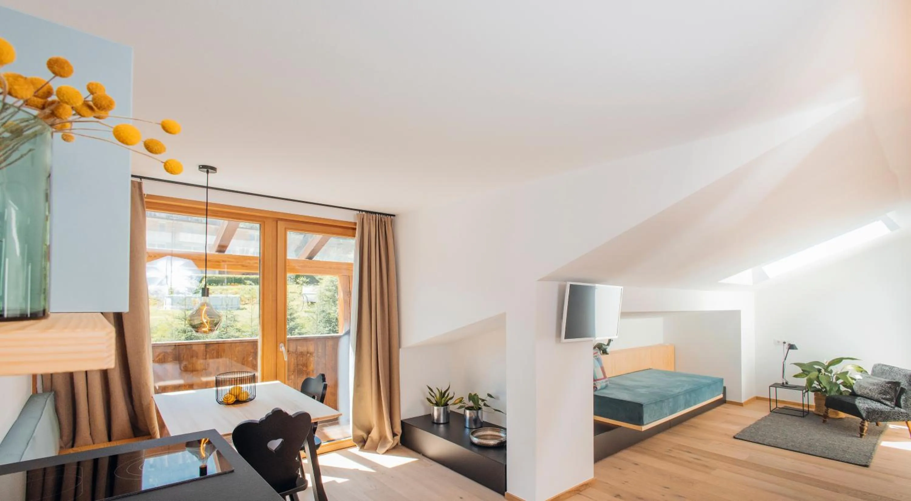 Kitchen or kitchenette, Bed in Hotel Gasthof Hirschentenne