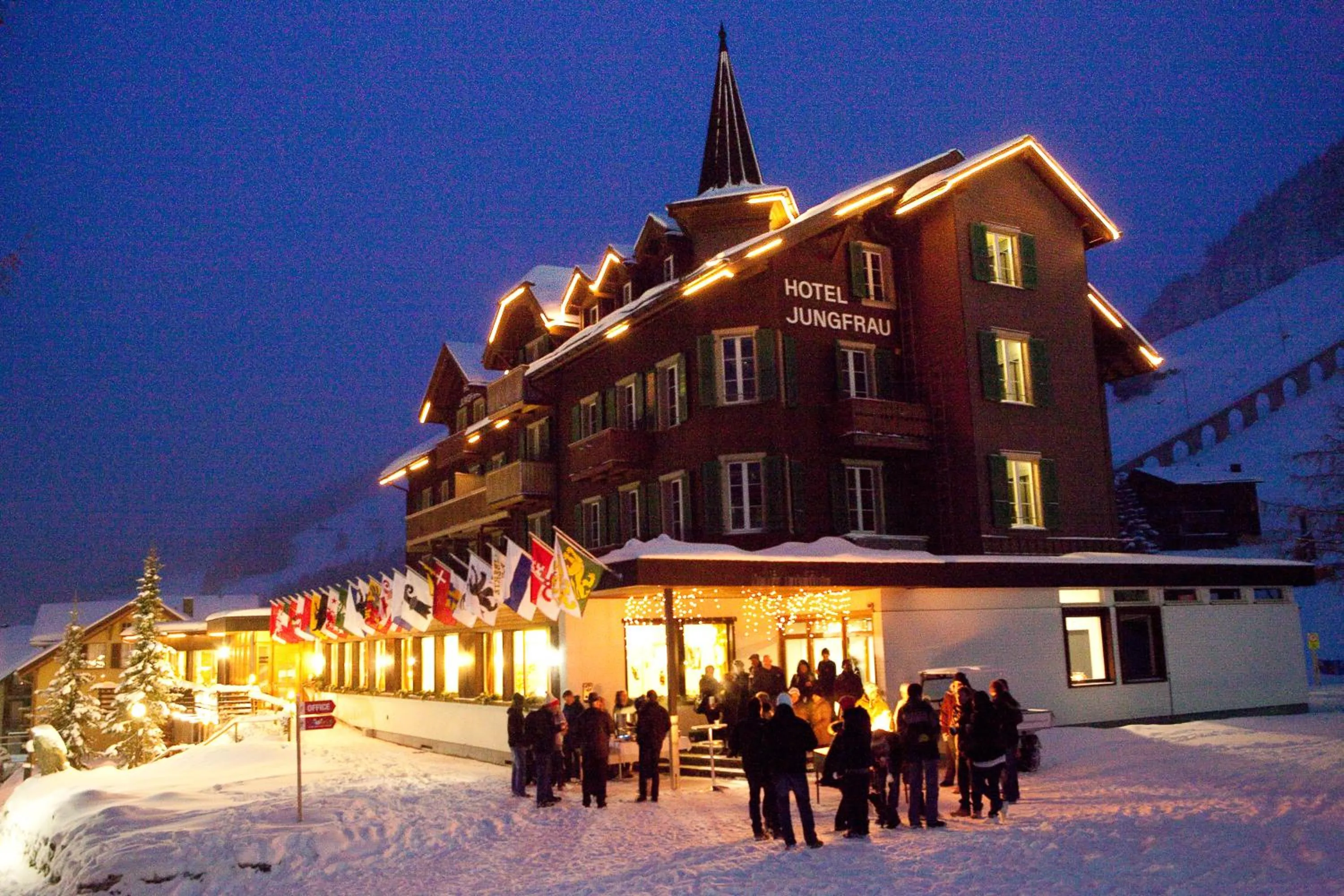 Facade/entrance in Hotel Jungfrau Mürren